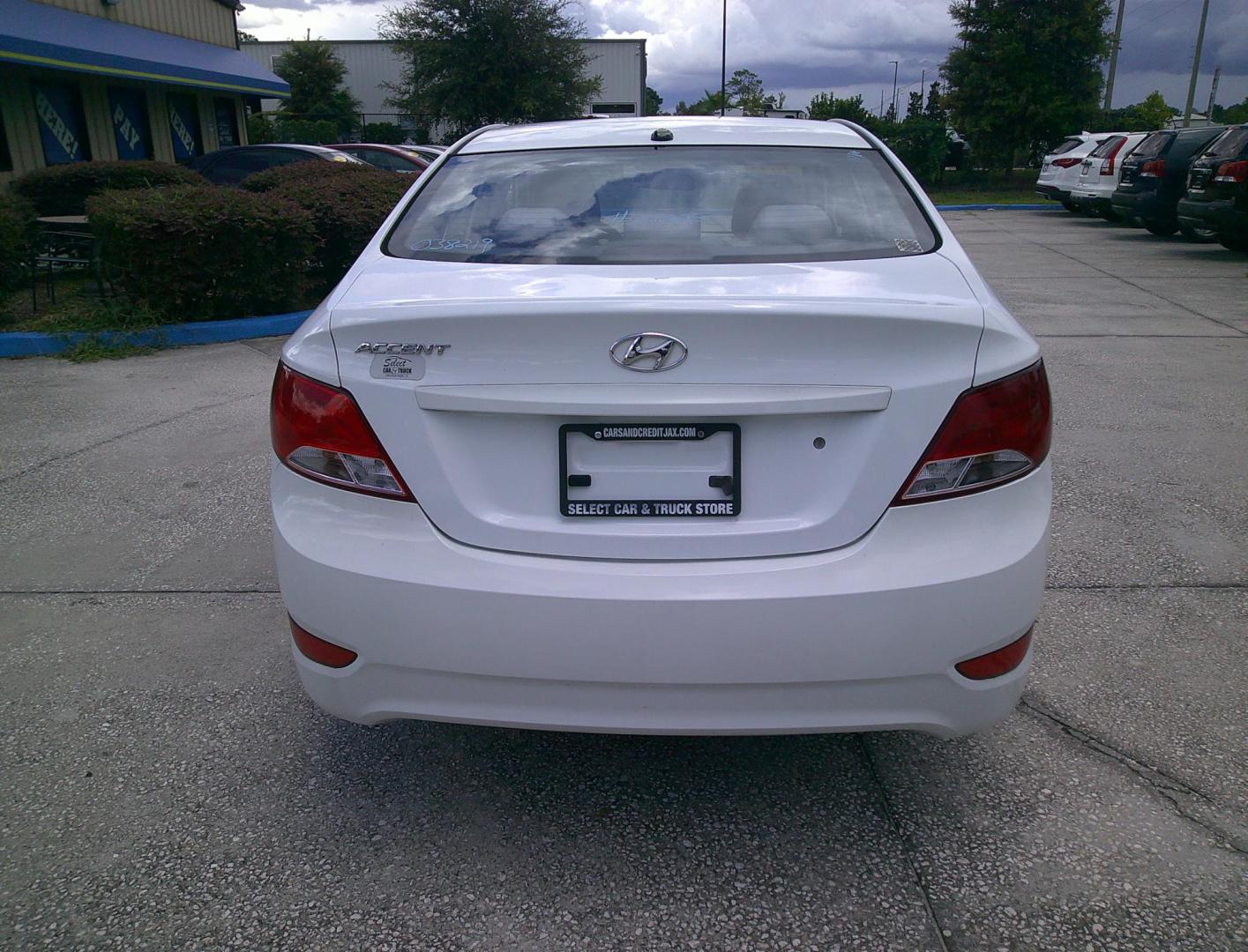 2016 WHITE HYUNDAI ACCENT SE (KMHCT4AE2GU) , located at 390 Hansen Avenue, Orange Park, FL, 32065, (904) 276-7933, 30.130497, -81.787529 - Photo#3