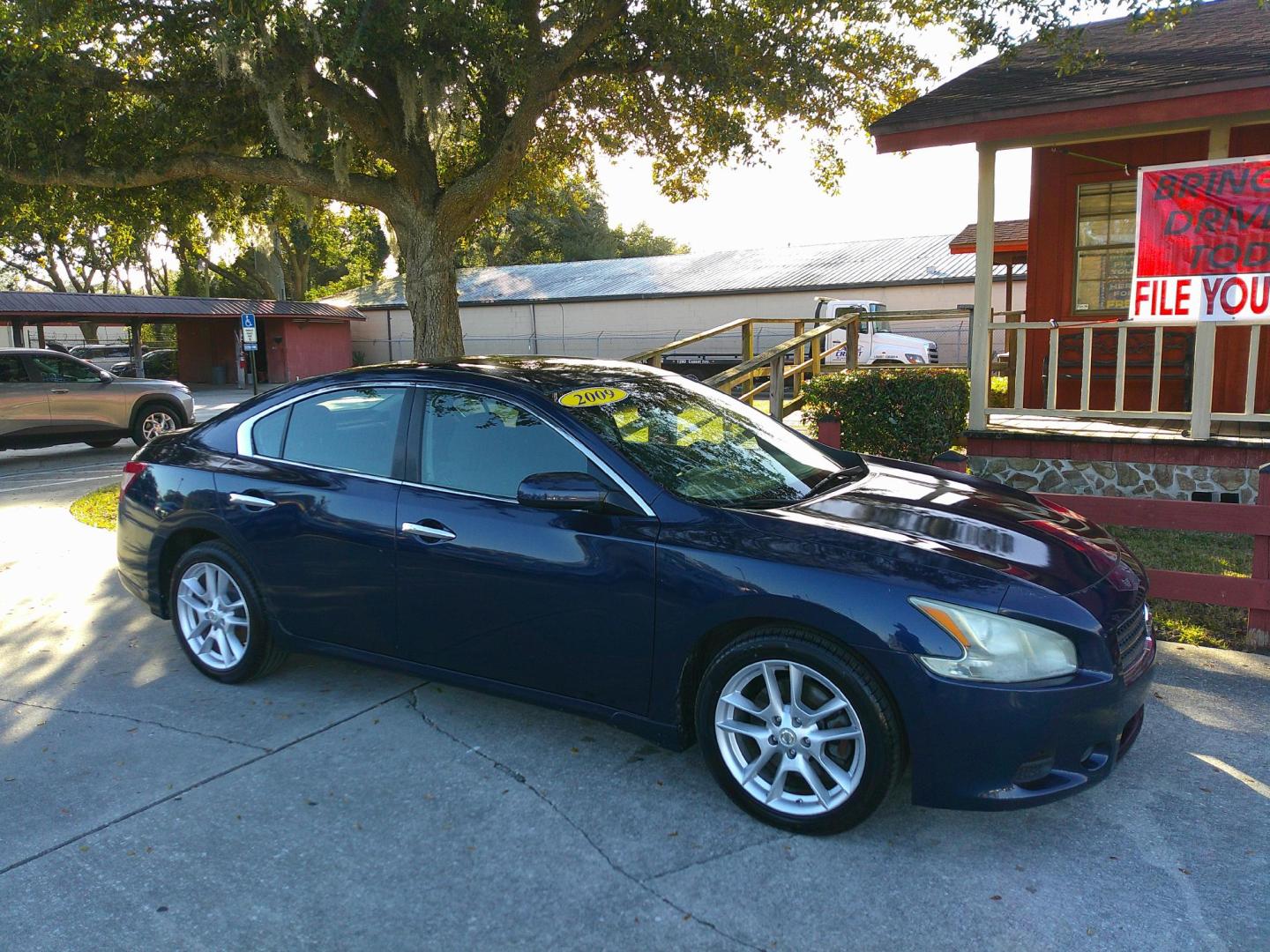 2009 BLUE NISSAN MAXIMA S; SV (1N4AA51E69C) , located at 390 Hansen Avenue, Orange Park, FL, 32065, (904) 276-7933, 30.130497, -81.787529 - Photo#5