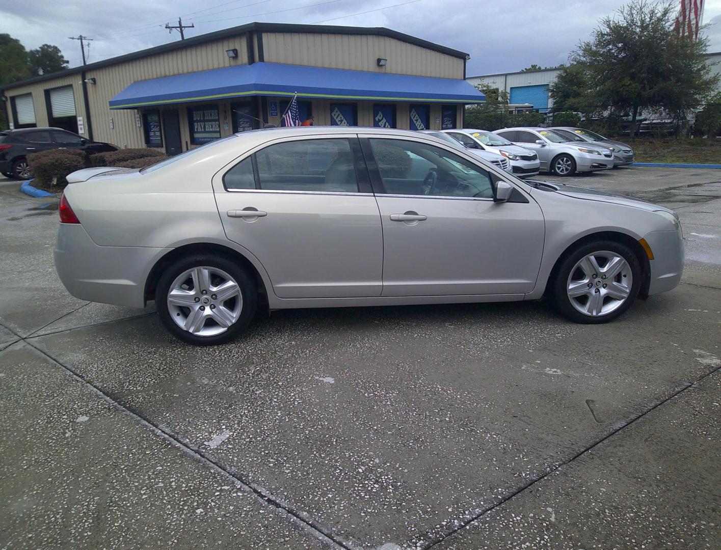 2010 BEIGE MERCURY MILAN BASE (3MEHM0HA5AR) , located at 10405 Abercorn Street, Savannah, GA, 31419, (912) 921-8965, 31.988262, -81.131760 - Photo#2