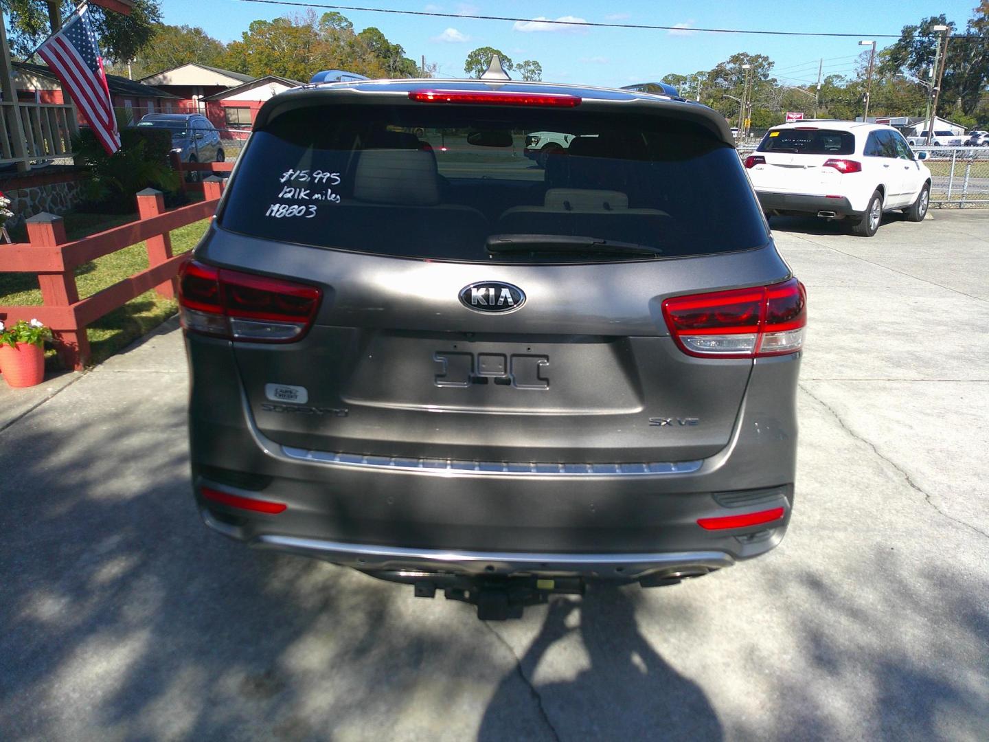 2017 GRAY KIA SORENTO LIMITED; SX (5XYPK4A55HG) , located at 390 Hansen Avenue, Orange Park, FL, 32065, (904) 276-7933, 30.130497, -81.787529 - Photo#4