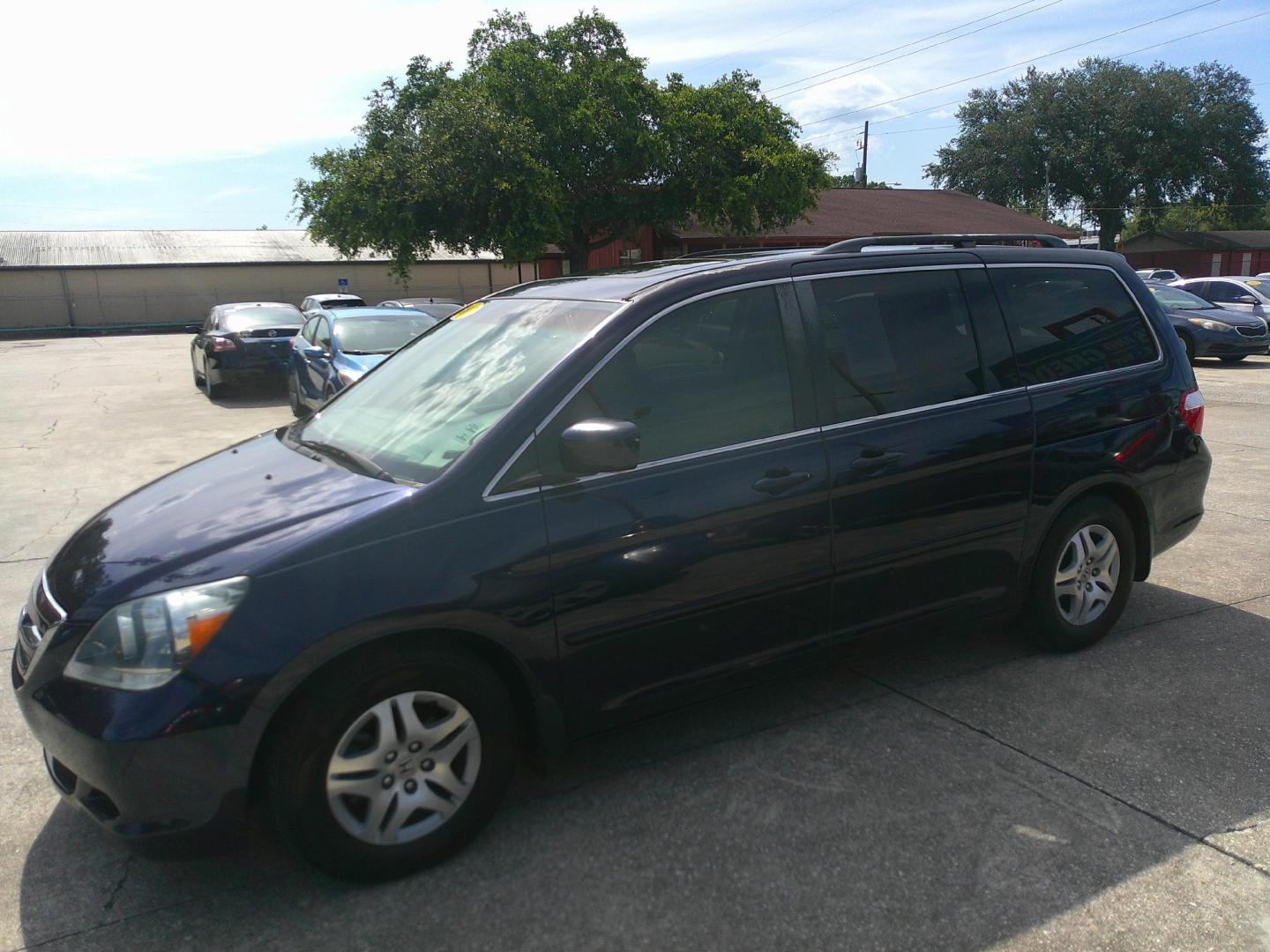 2007 BLUE HONDA ODYSSEY EX-L (5FNRL38607B) , located at 1200 Cassat Avenue, Jacksonville, FL, 32205, (904) 695-1885, 30.302404, -81.731033 - Photo#1