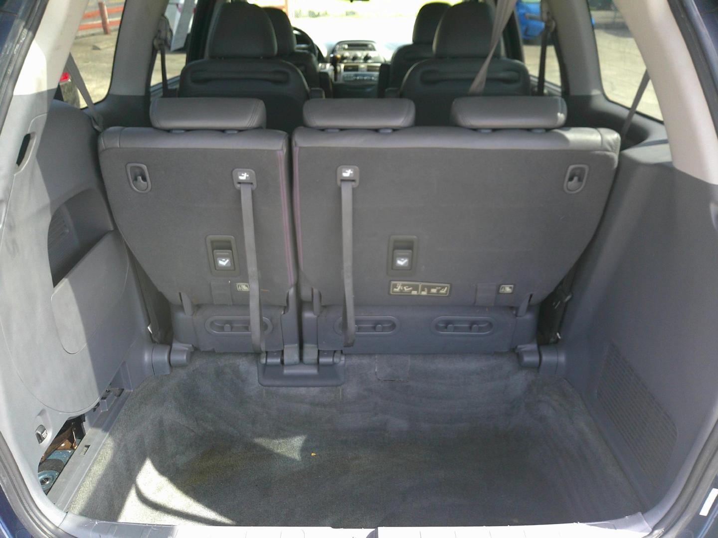 2007 BLUE HONDA ODYSSEY EX-L (5FNRL38607B) , located at 1200 Cassat Avenue, Jacksonville, FL, 32205, (904) 695-1885, 30.302404, -81.731033 - Photo#4