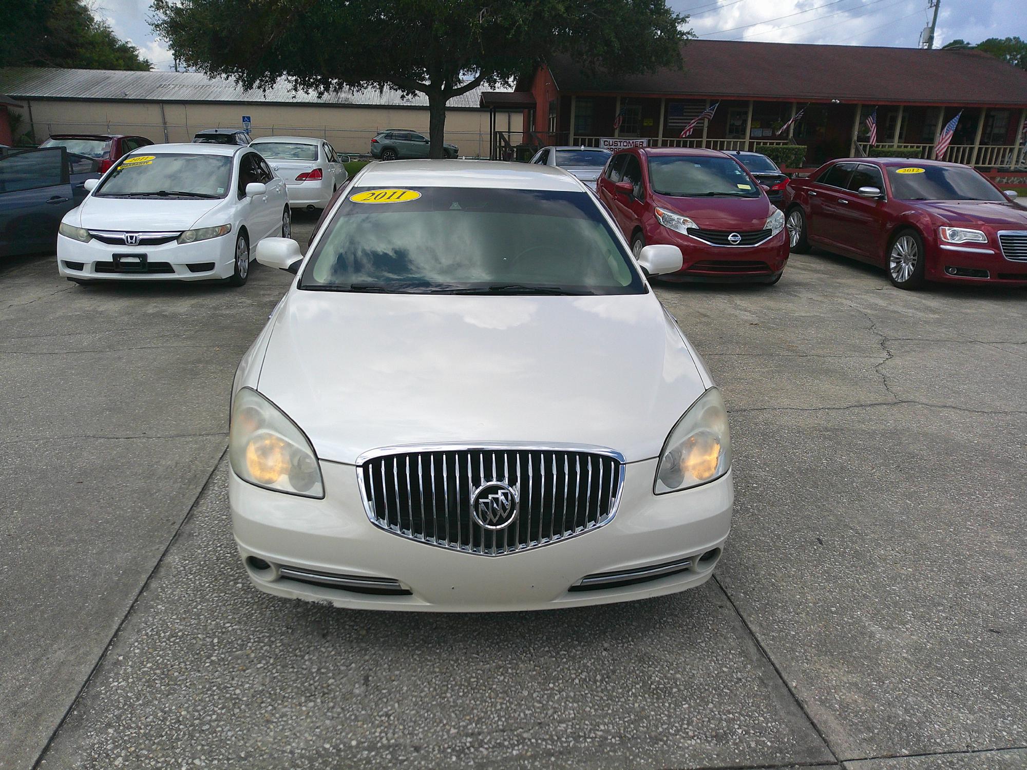photo of 2011 BUICK LUCERNE CXL 4 DOOR SEDAN