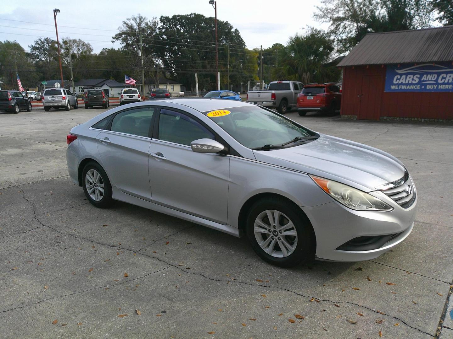 2014 SILVER HYUNDAI SONATA GLS (5NPEB4AC8EH) , located at 390 Hansen Avenue, Orange Park, FL, 32065, (904) 276-7933, 30.130497, -81.787529 - Photo#4