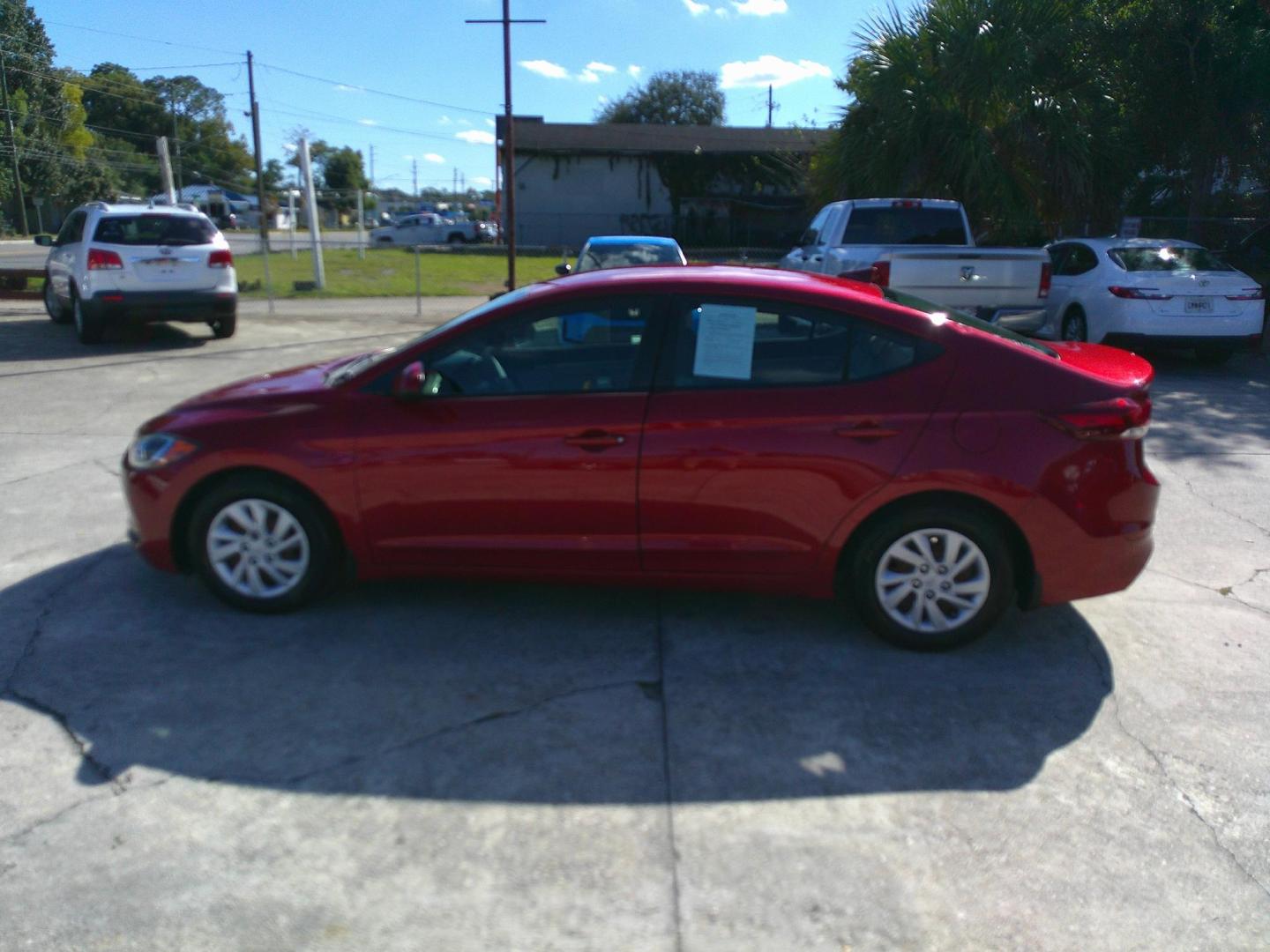 2017 RED HYUNDAI ELANTRA LIMITED; SE (5NPD74LF0HH) , located at 1200 Cassat Avenue, Jacksonville, FL, 32205, (904) 695-1885, 30.302404, -81.731033 - Photo#1