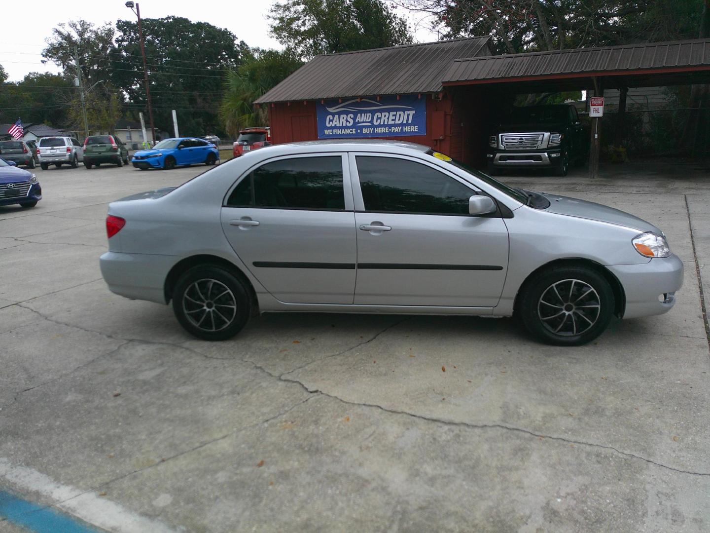 2007 SILVER TOYOTA COROLLA CE; S; LE (1NXBR32EX7Z) , located at 1200 Cassat Avenue, Jacksonville, FL, 32205, (904) 695-1885, 30.302404, -81.731033 - Photo#4
