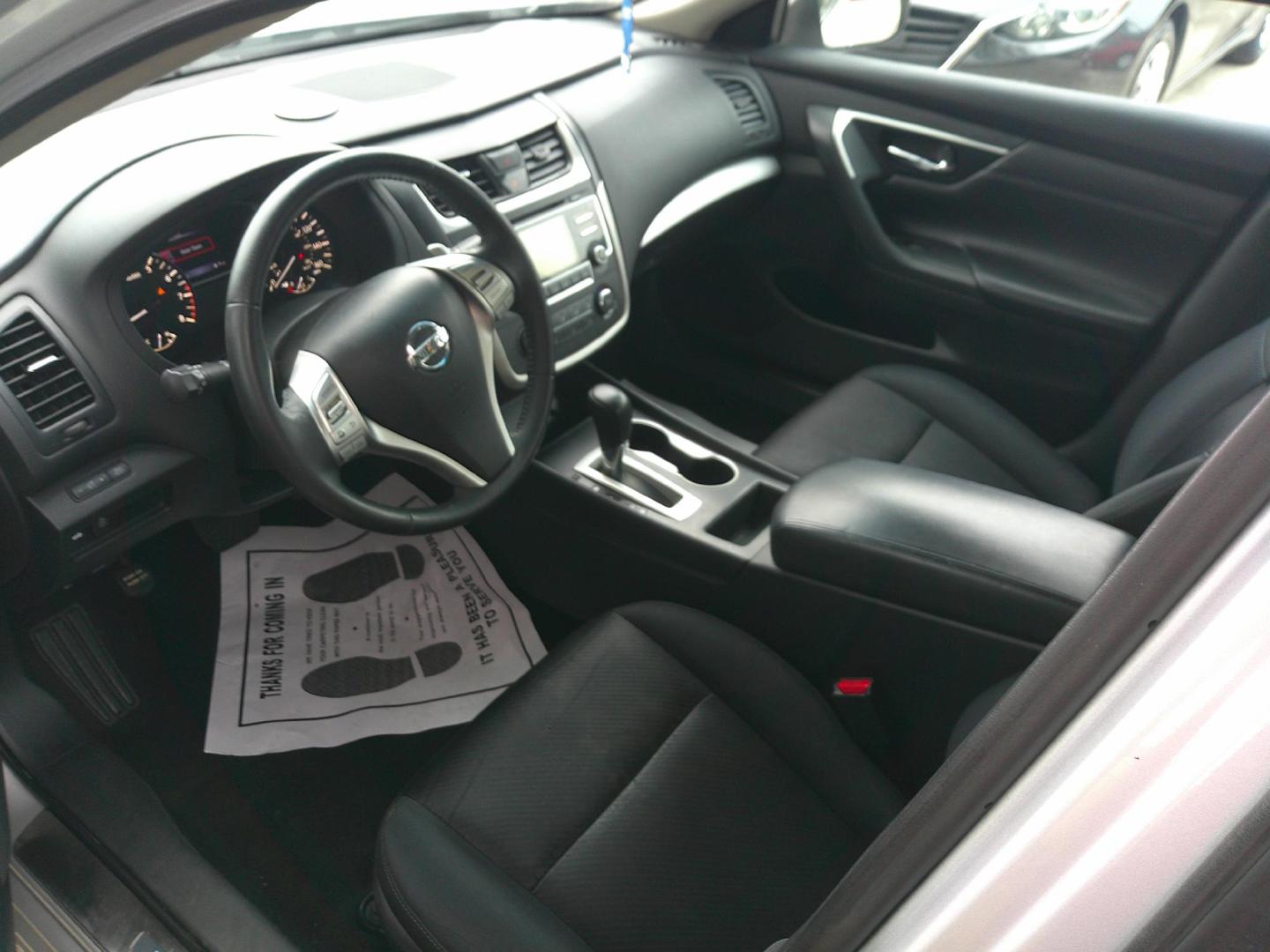 2016 SILVER NISSAN ALTIMA 3.5 S (1N4BL3AP3GC) , located at 1200 Cassat Avenue, Jacksonville, FL, 32205, (904) 695-1885, 30.302404, -81.731033 - Photo#3