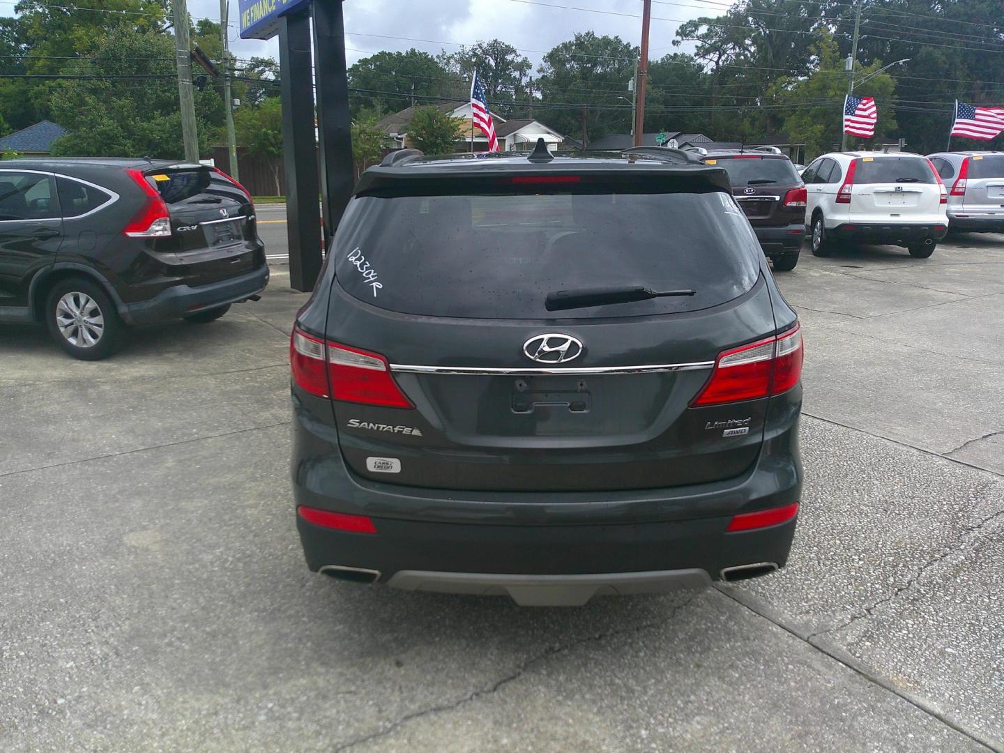 2013 GRAY HYUNDAI SANTA FE XL LIMITED (KM8SRDHF9DU) , located at 1200 Cassat Avenue, Jacksonville, FL, 32205, (904) 695-1885, 30.302404, -81.731033 - Photo#3
