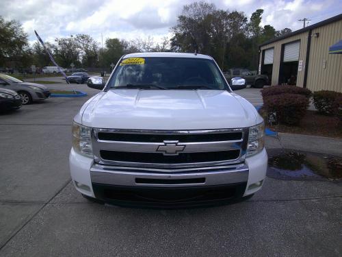 2011 CHEVROLET SILVERADO LT 