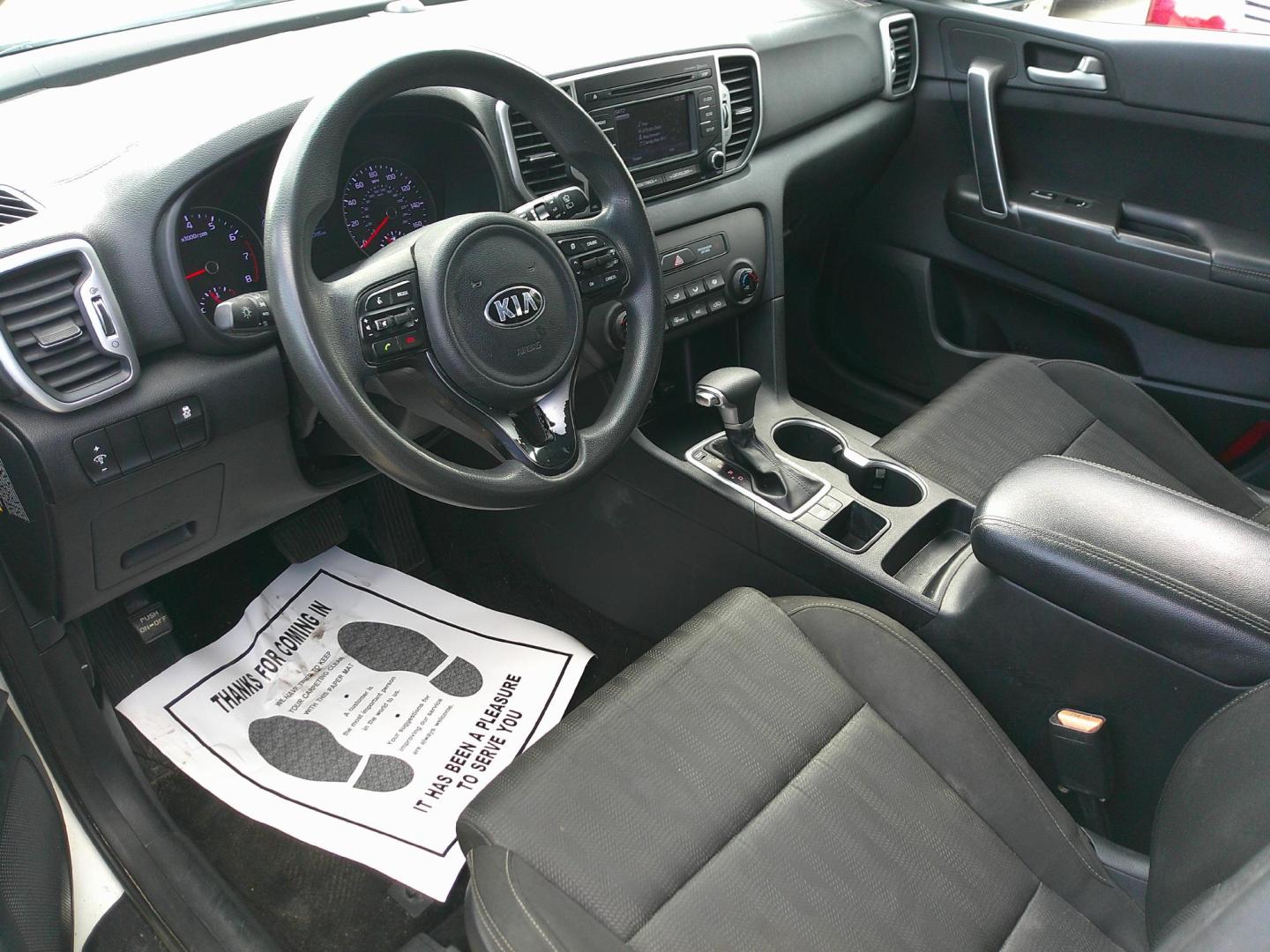 2017 WHITE KIA SPORTAGE LX (KNDPM3ACXH7) , located at 1200 Cassat Avenue, Jacksonville, FL, 32205, (904) 695-1885, 30.302404, -81.731033 - Photo#2