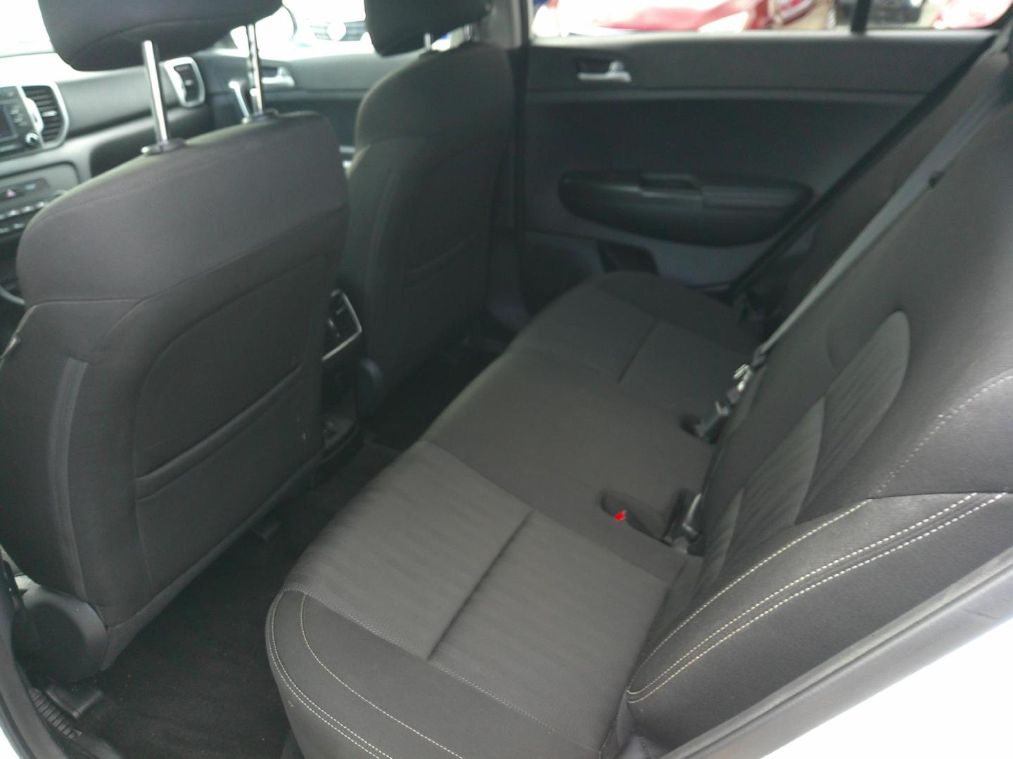 2017 WHITE KIA SPORTAGE LX (KNDPM3ACXH7) , located at 1200 Cassat Avenue, Jacksonville, FL, 32205, (904) 695-1885, 30.302404, -81.731033 - Photo#3