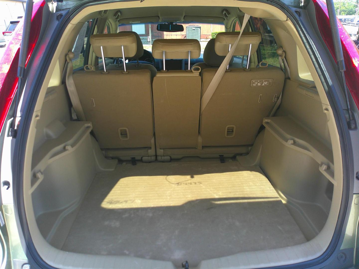 2008 GREEN HONDA CR-V LX (JHLRE38358C) , located at 1200 Cassat Avenue, Jacksonville, FL, 32205, (904) 695-1885, 30.302404, -81.731033 - Photo#3