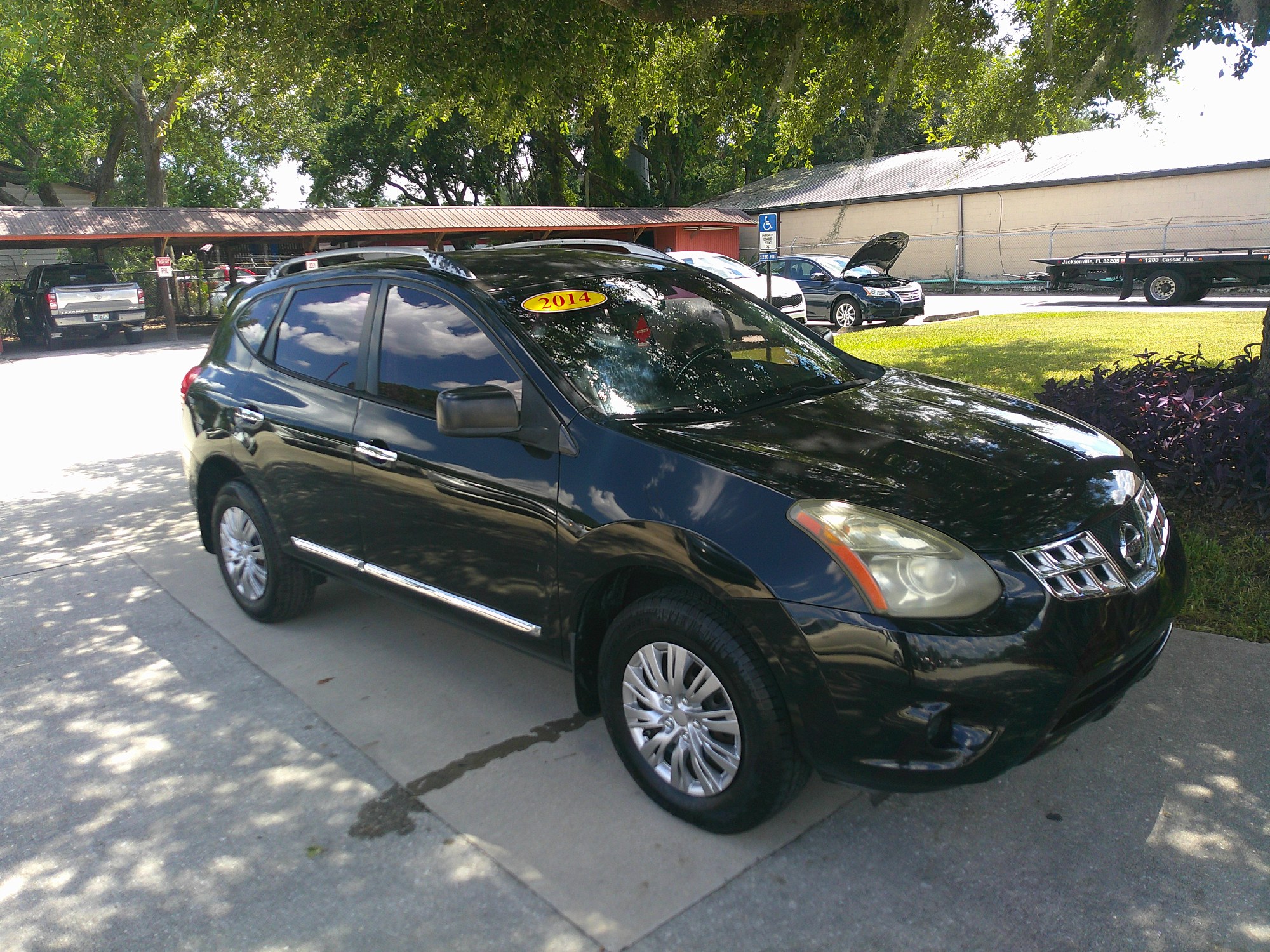 photo of 2014 NISSAN ROGUE SELECT S 