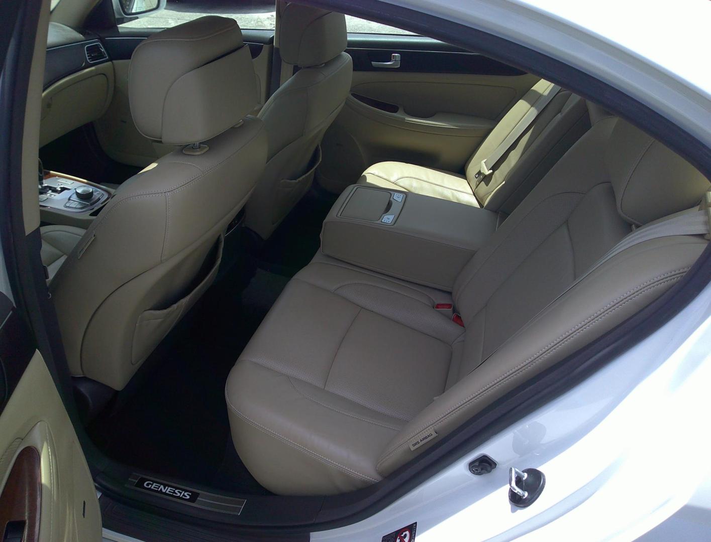 2012 WHITE HYUNDAI GENESIS BASE (KMHGC4DF3CU) , located at 390 Hansen Avenue, Orange Park, FL, 32065, (904) 276-7933, 30.130497, -81.787529 - Photo#4