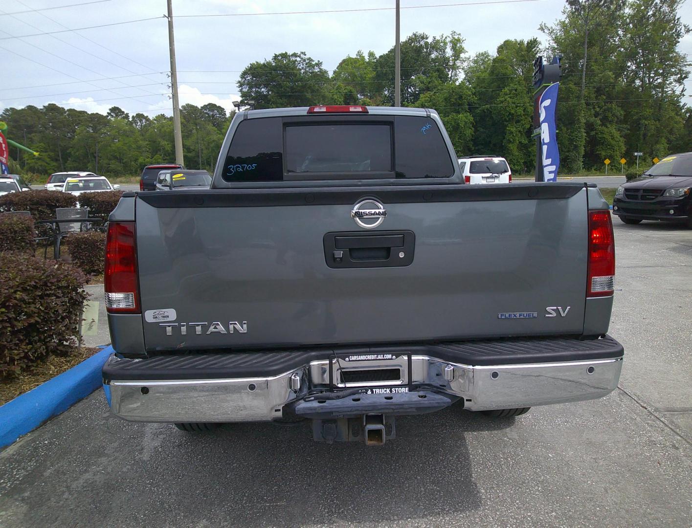 2013 GRY NISSAN TITAN S; SL; SV (1N6BA0ED8DN) , located at 1200 Cassat Avenue, Jacksonville, FL, 32205, (904) 695-1885, 30.302404, -81.731033 - Photo#4
