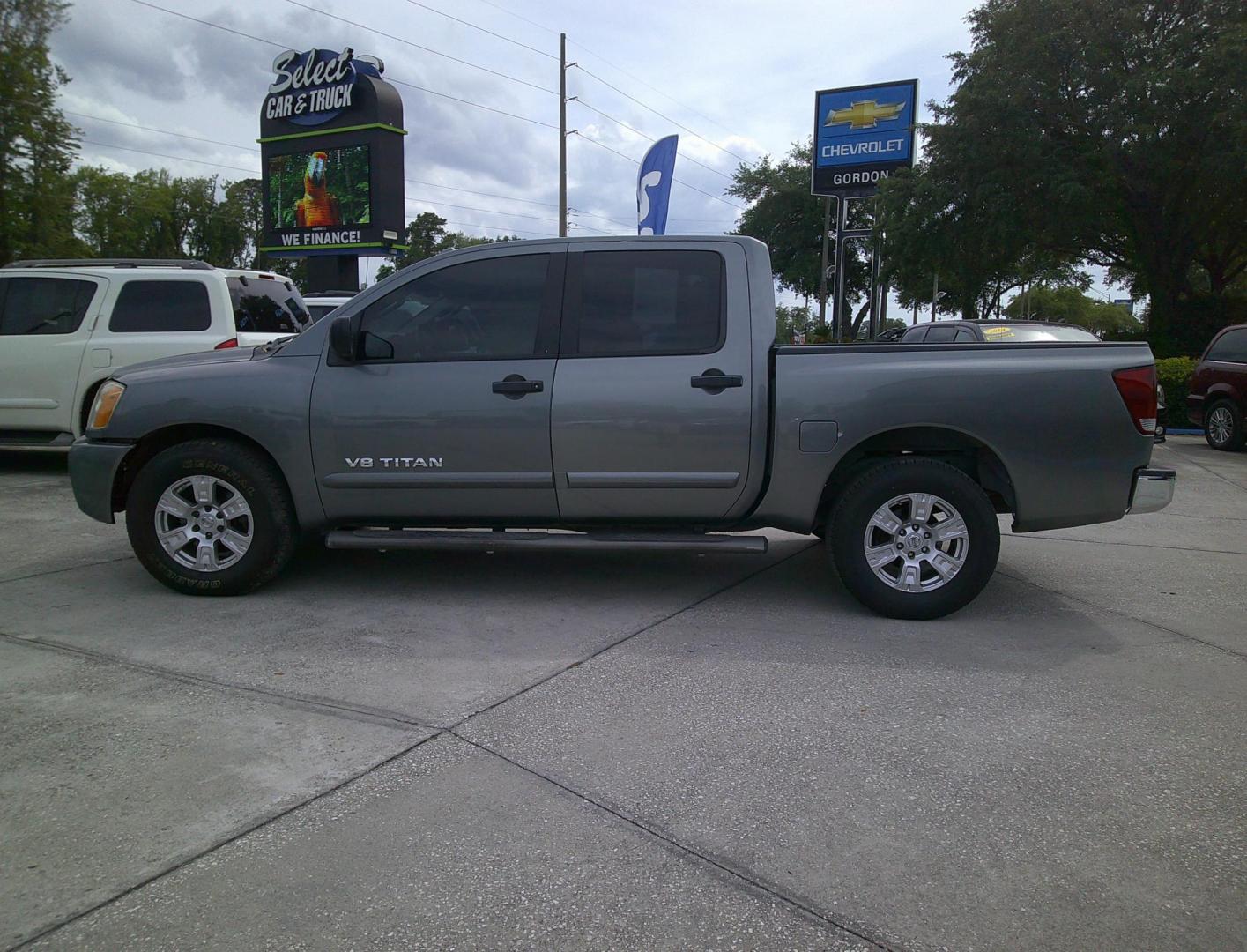 2013 GRY NISSAN TITAN S; SL; SV (1N6BA0ED8DN) , located at 1200 Cassat Avenue, Jacksonville, FL, 32205, (904) 695-1885, 30.302404, -81.731033 - Photo#1