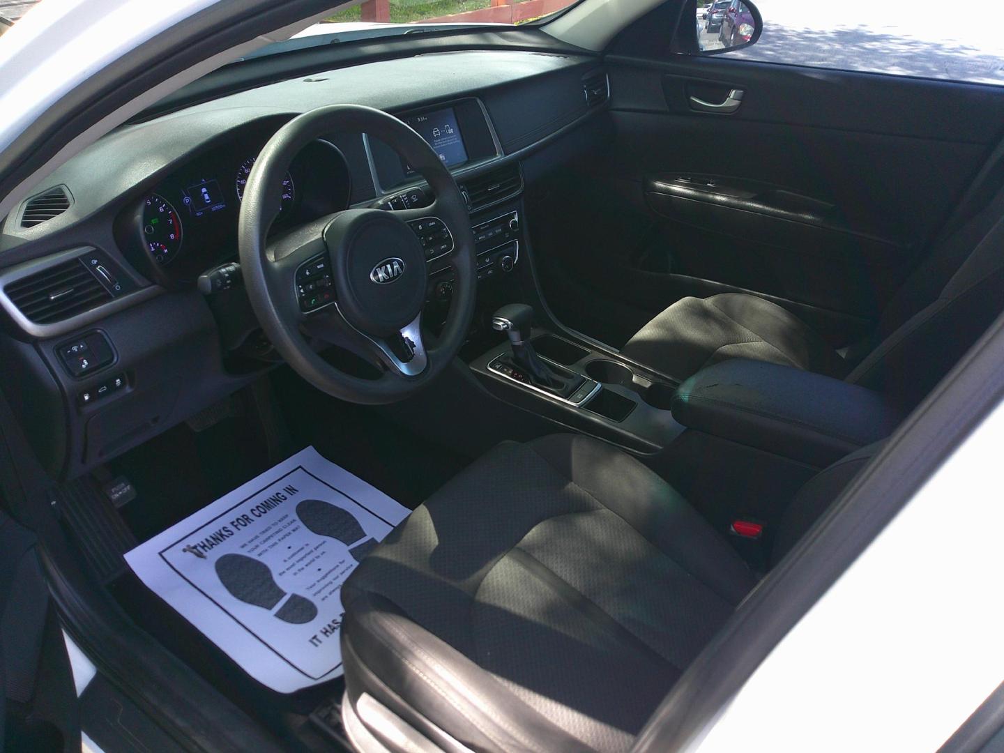 2018 WHITE KIA OPTIMA LX; S (5XXGT4L31JG) , located at 10405 Abercorn Street, Savannah, GA, 31419, (912) 921-8965, 31.988262, -81.131760 - Photo#3