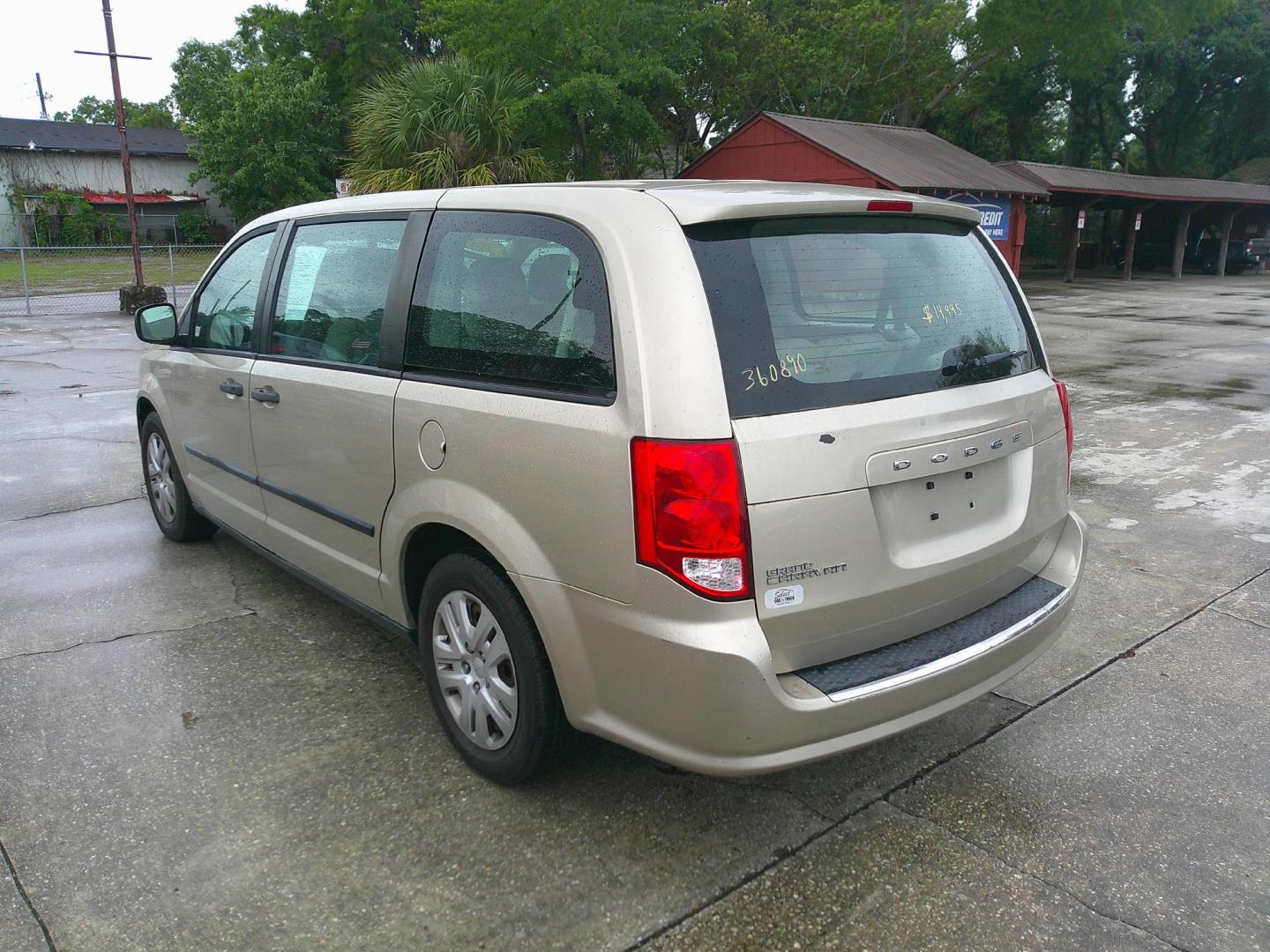 2014 TAN DODGE GRAND CARAVAN SE (2C4RDGBGXER) , located at 390 Hansen Avenue, Orange Park, FL, 32065, (904) 276-7933, 30.130497, -81.787529 - Photo#6