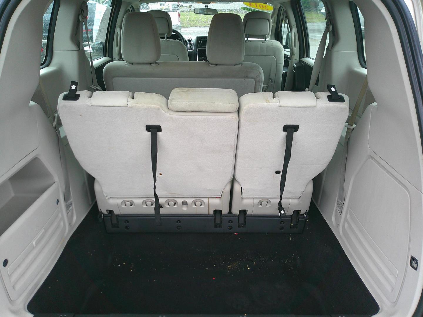 2014 TAN DODGE GRAND CARAVAN SE (2C4RDGBGXER) , located at 390 Hansen Avenue, Orange Park, FL, 32065, (904) 276-7933, 30.130497, -81.787529 - Photo#5