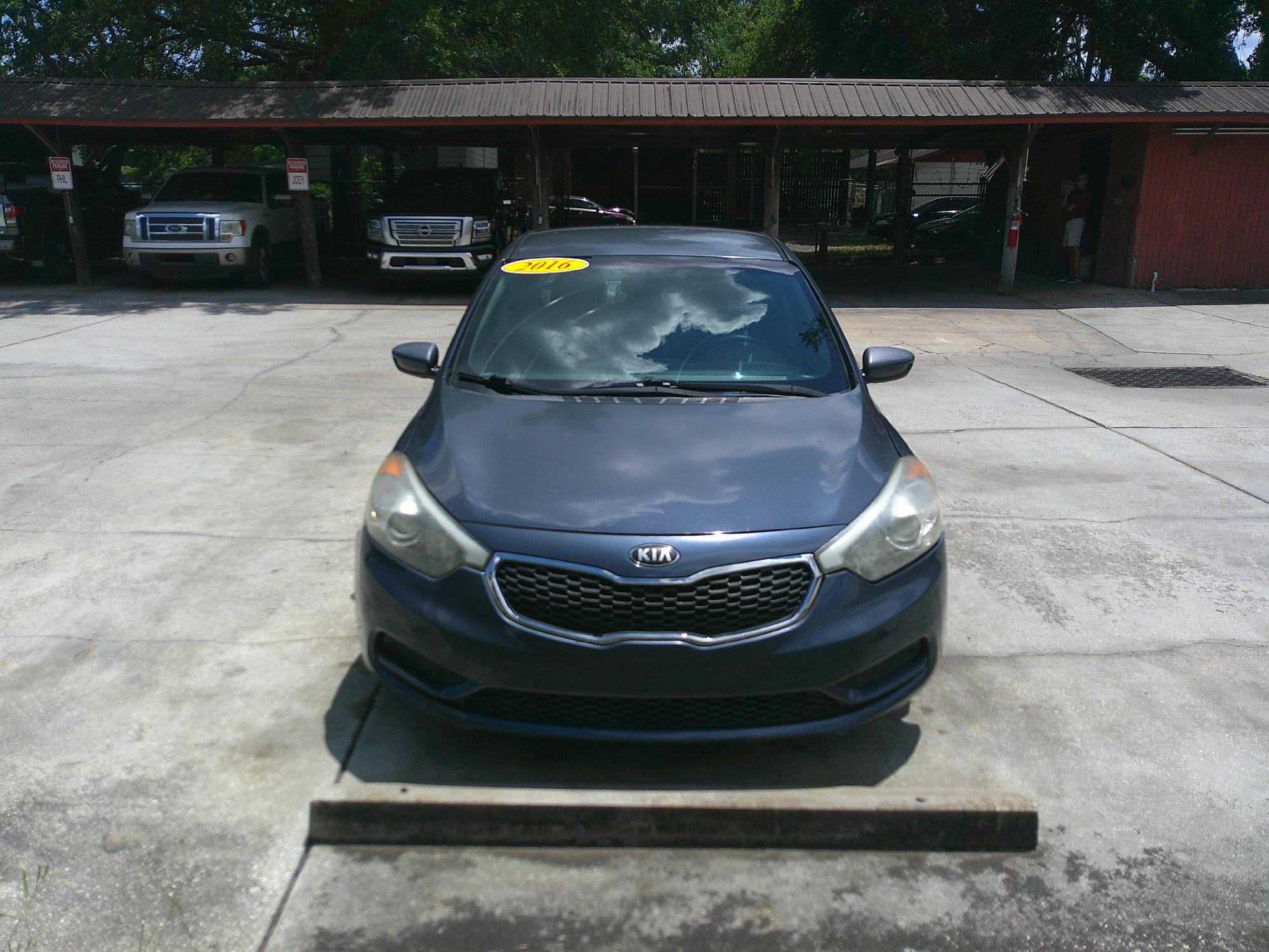 photo of 2016 KIA FORTE LX 