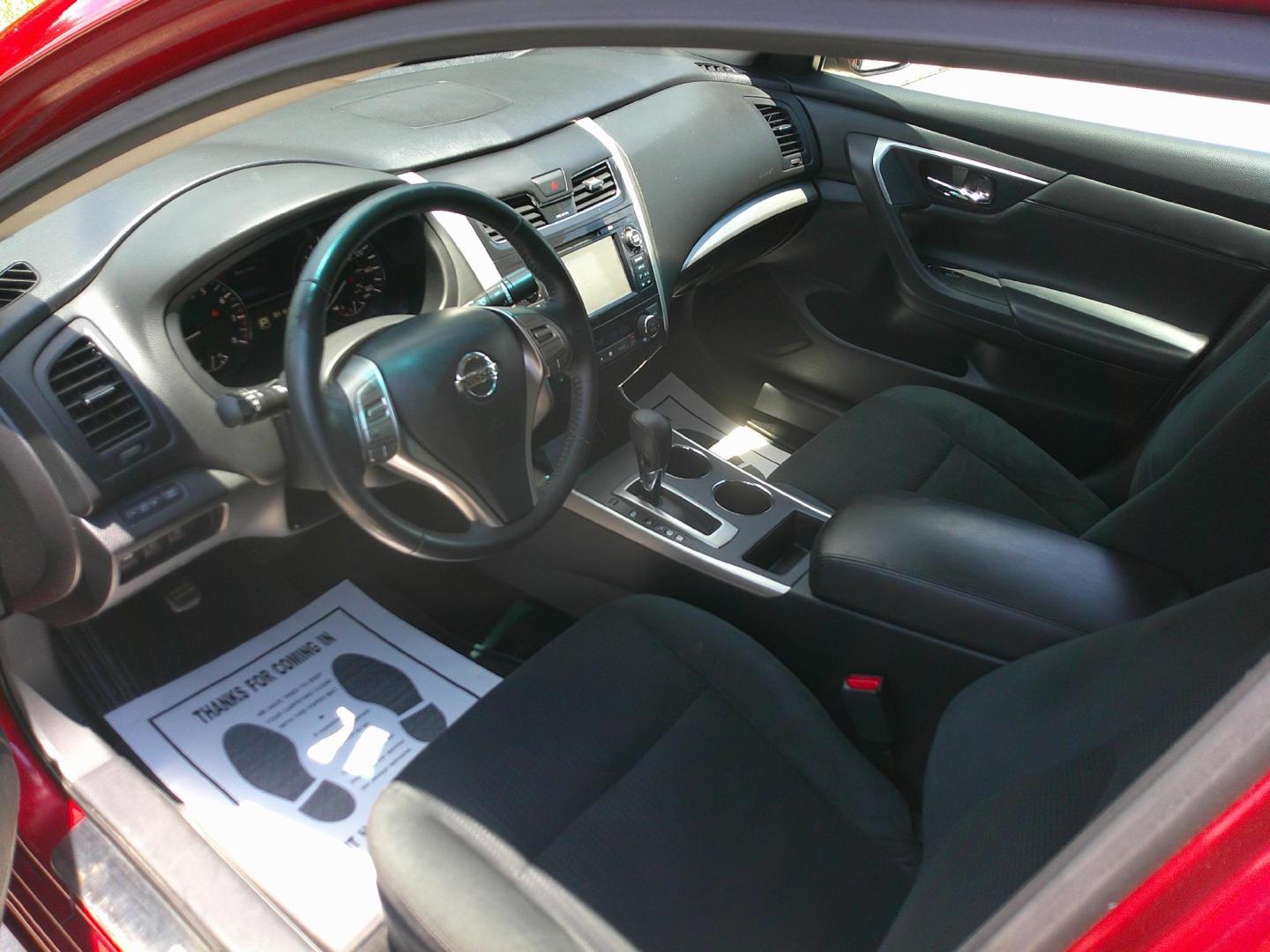 2015 RED NISSAN ALTIMA 2.5; 2.5 S; 2 (1N4AL3AP4FC) , located at 1200 Cassat Avenue, Jacksonville, FL, 32205, (904) 695-1885, 30.302404, -81.731033 - Photo#1