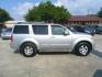 2007 SILVER NISSAN PATHFINDER S; SE; LE (5N1AR18UX7C) , located at 1200 Cassat Avenue, Jacksonville, FL, 32205, (904) 695-1885, 30.302404, -81.731033 - Photo#4