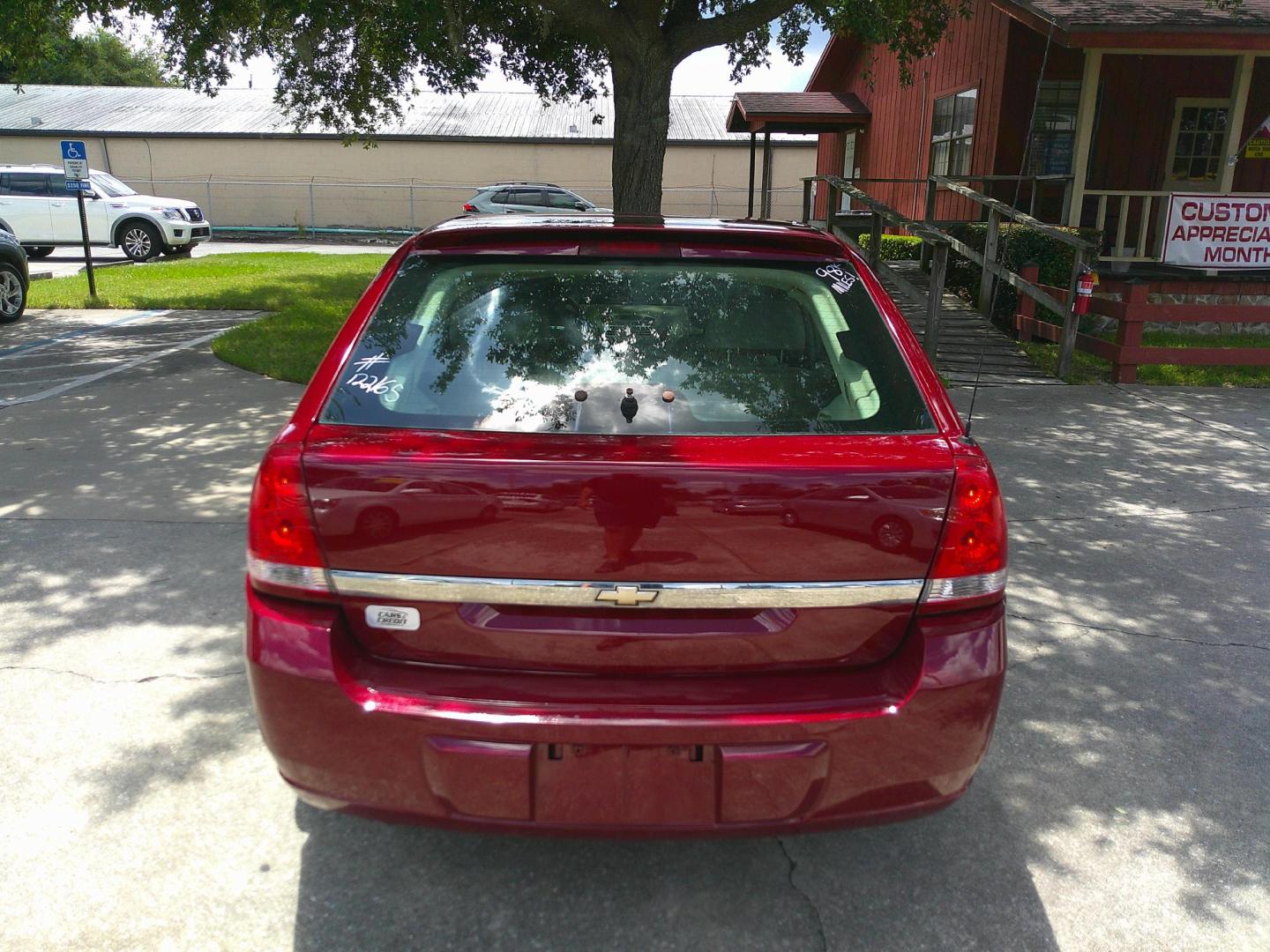 2006 RED CHEVROLET MALIBU MAXX LT (1G1ZT61846F) , located at 1200 Cassat Avenue, Jacksonville, FL, 32205, (904) 695-1885, 30.302404, -81.731033 - Photo#5