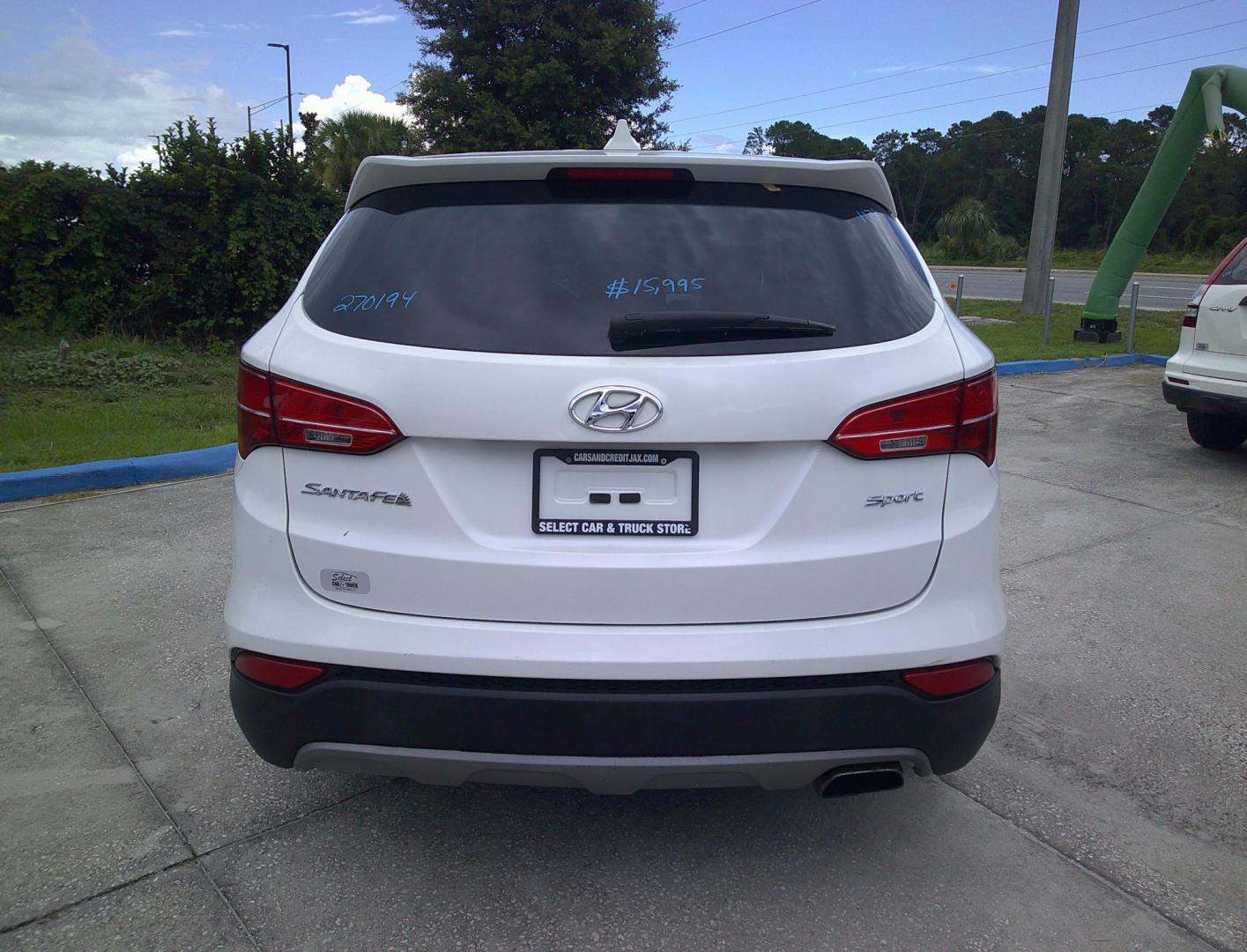2015 WHITE HYUNDAI SANTA FE SPORT BASE (5XYZT3LB5FG) , located at 1200 Cassat Avenue, Jacksonville, FL, 32205, (904) 695-1885, 30.302404, -81.731033 - Photo#3