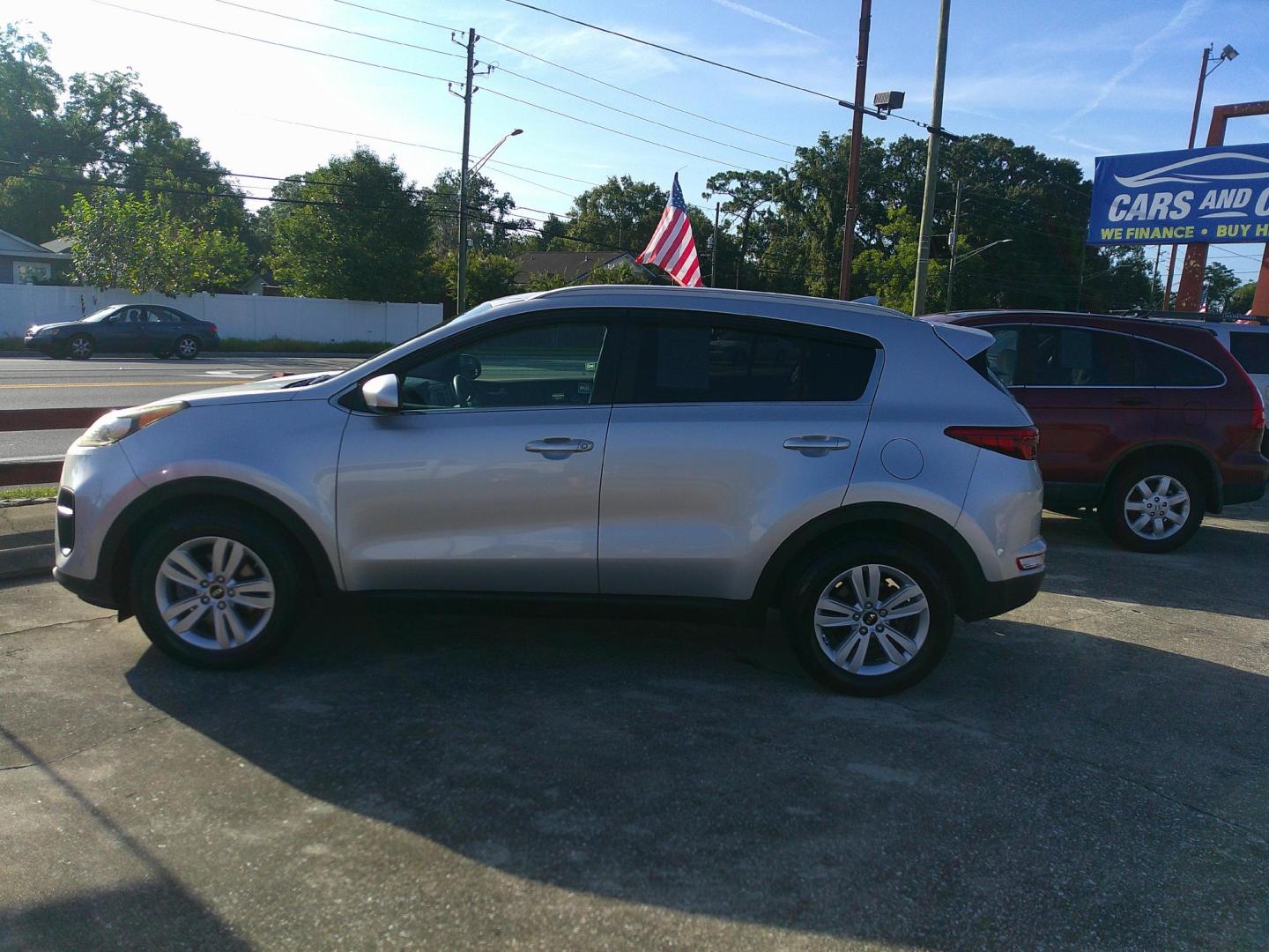 2017 SILVER KIA SPORTAGE LX (KNDPM3AC0H7) , located at 1200 Cassat Avenue, Jacksonville, FL, 32205, (904) 695-1885, 30.302404, -81.731033 - Photo#1