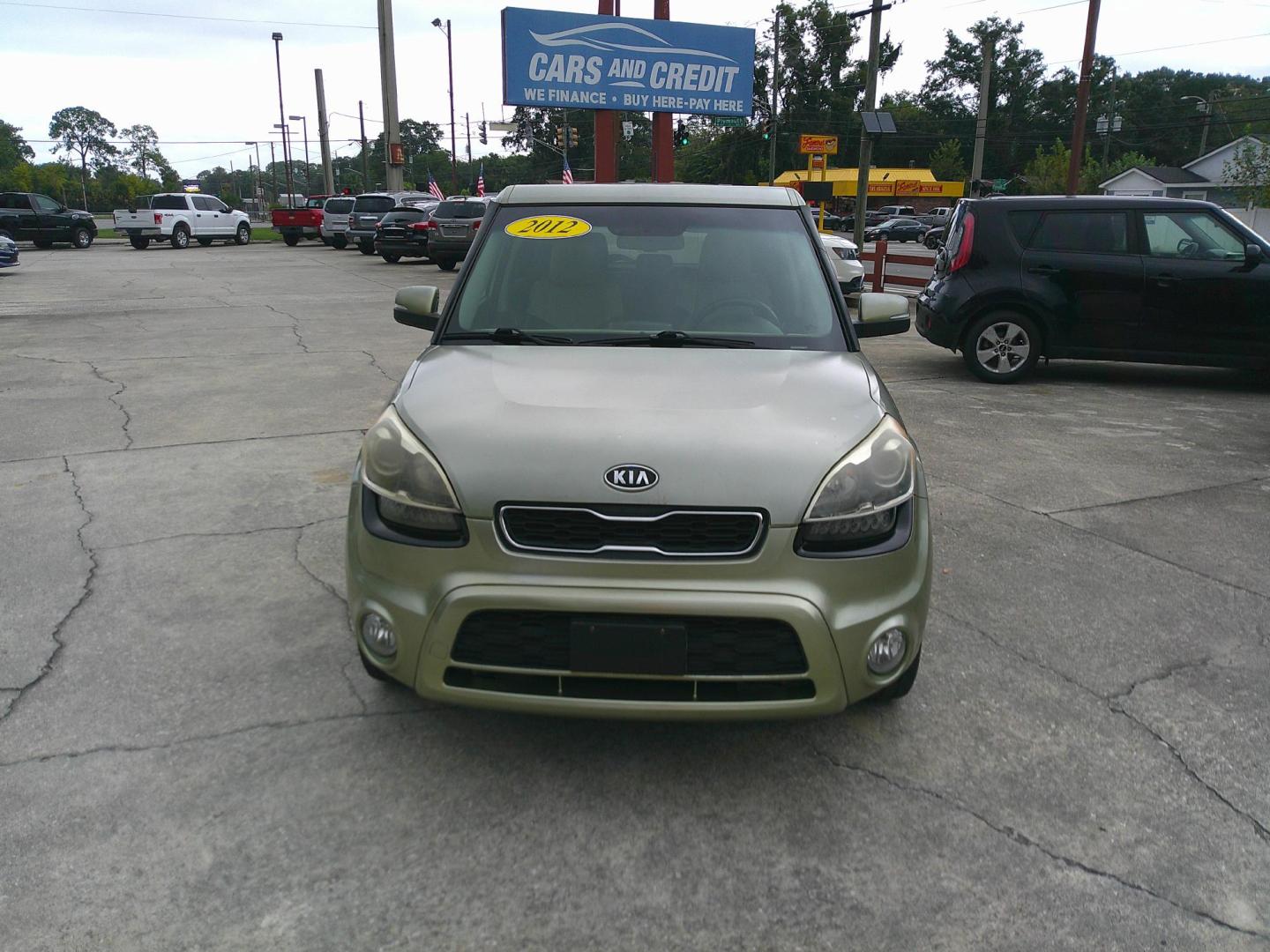 2012 GREEN KIA SOUL BASE; SPORT; + (KNDJT2A64C7) , located at 1200 Cassat Avenue, Jacksonville, FL, 32205, (904) 695-1885, 30.302404, -81.731033 - Photo#0