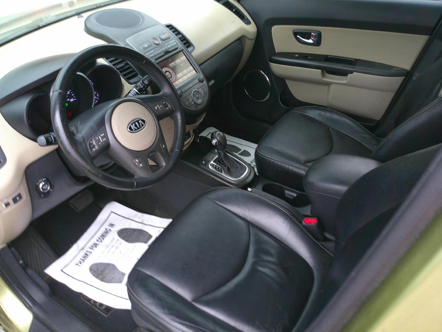 2012 GREEN KIA SOUL BASE; SPORT; + (KNDJT2A64C7) , located at 1200 Cassat Avenue, Jacksonville, FL, 32205, (904) 695-1885, 30.302404, -81.731033 - Photo#2