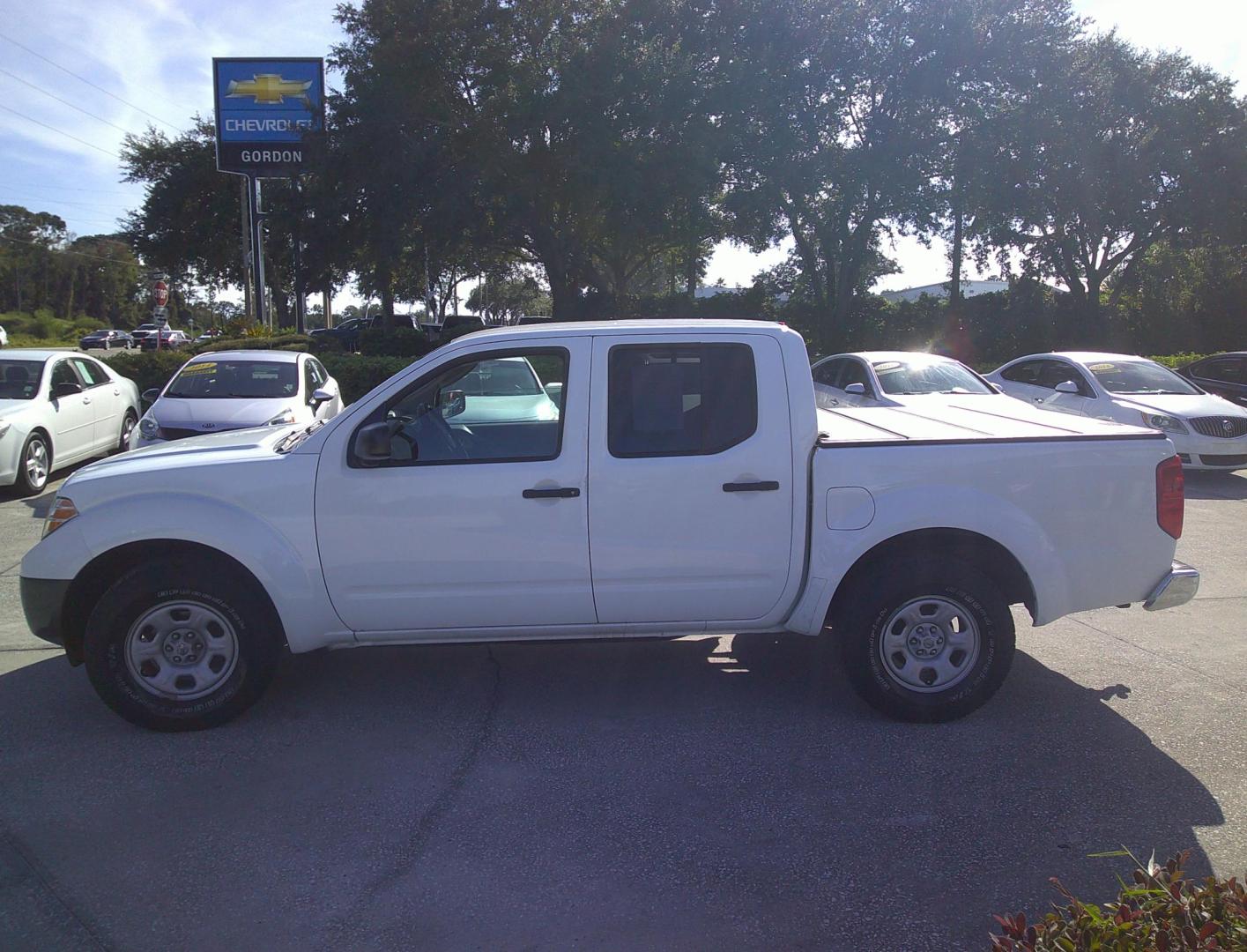 2011 WHITE NISSAN FRONTIER S; SL; SV (1N6AD0ER9BC) , located at 390 Hansen Avenue, Orange Park, FL, 32065, (904) 276-7933, 30.130497, -81.787529 - Photo#0
