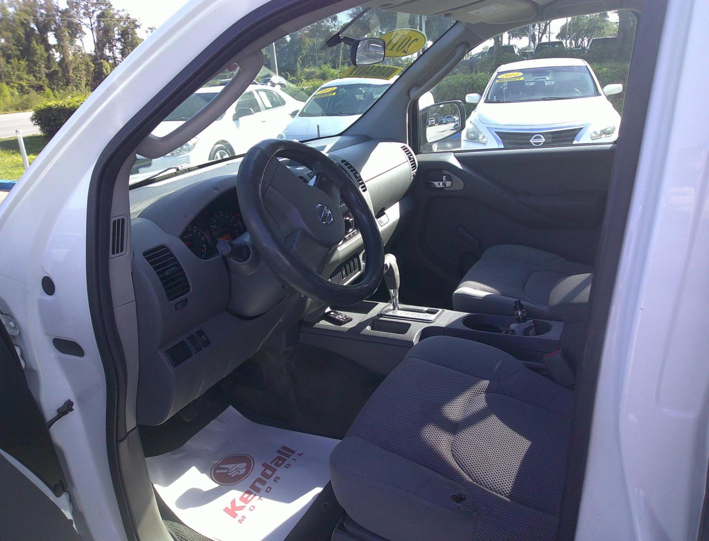 2011 WHITE NISSAN FRONTIER S; SL; SV (1N6AD0ER9BC) , located at 390 Hansen Avenue, Orange Park, FL, 32065, (904) 276-7933, 30.130497, -81.787529 - Photo#4