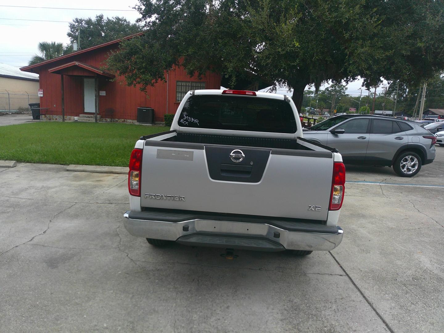 2011 WHITE NISSAN FRONTIER S; SL; SV (1N6AD0ER9BC) , located at 390 Hansen Avenue, Orange Park, FL, 32065, (904) 276-7933, 30.130497, -81.787529- Photo#4