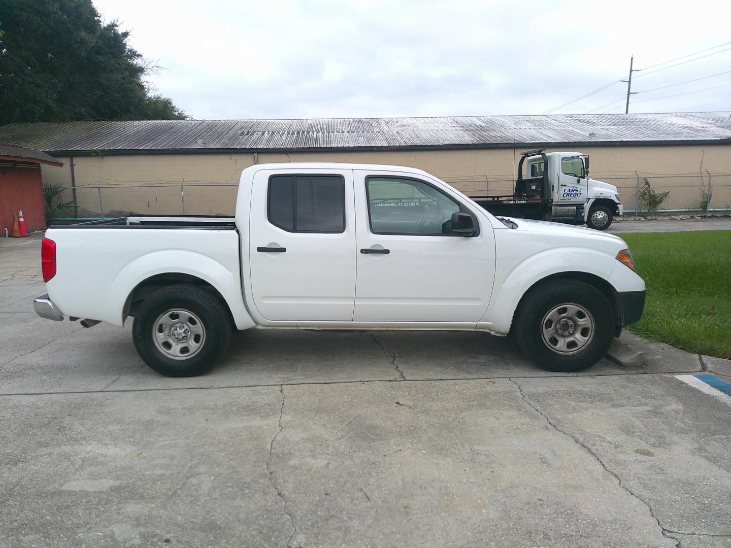 2011 WHITE NISSAN FRONTIER S; SL; SV (1N6AD0ER9BC) , located at 390 Hansen Avenue, Orange Park, FL, 32065, (904) 276-7933, 30.130497, -81.787529- Photo#5