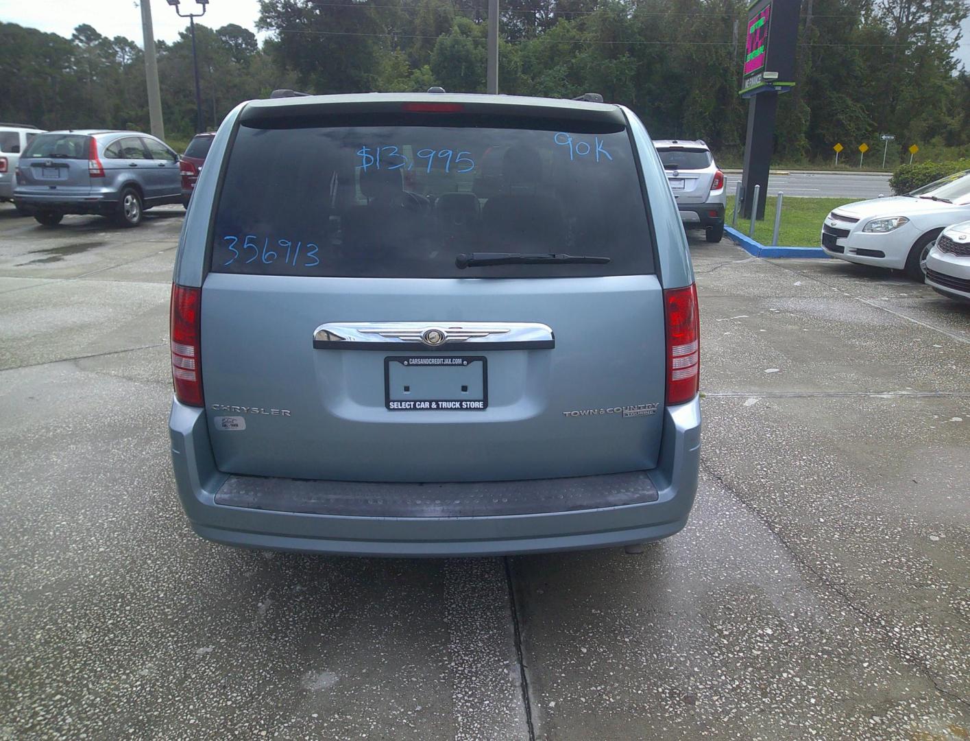 2010 BLUE CHRYSLER TOWN and COUNTRY TOURI (2A4RR5D15AR) , located at 390 Hansen Avenue, Orange Park, FL, 32065, (904) 276-7933, 30.130497, -81.787529 - Photo#3