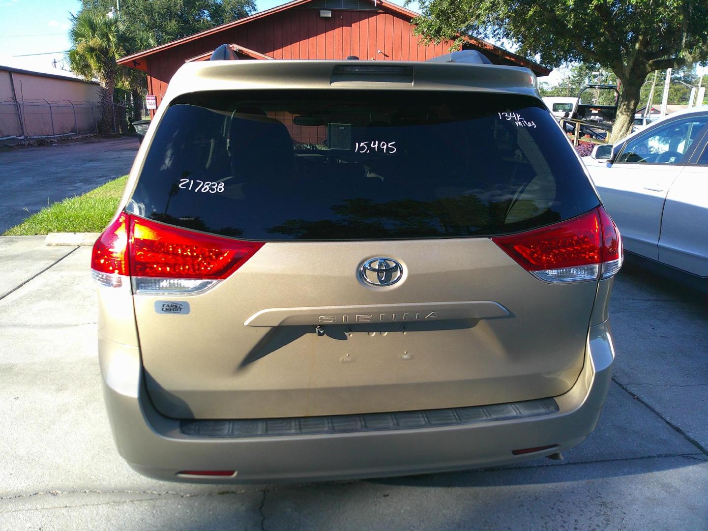 2012 GOLD TOYOTA SIENNA BASE; LIMITED (5TDKK3DC8CS) , located at 1200 Cassat Avenue, Jacksonville, FL, 32205, (904) 695-1885, 30.302404, -81.731033 - Photo#3
