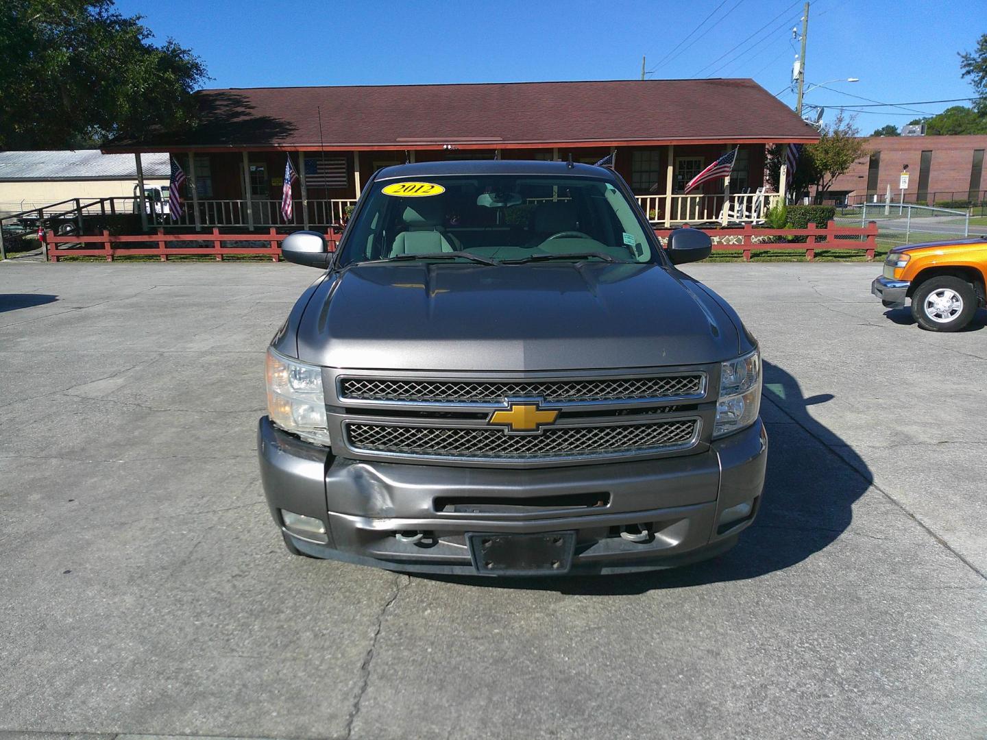 2012 GRAY CHEVROLET SILVERADO LT (1GCRCSE00CZ) , located at 1200 Cassat Avenue, Jacksonville, FL, 32205, (904) 695-1885, 30.302404, -81.731033 - Photo#0