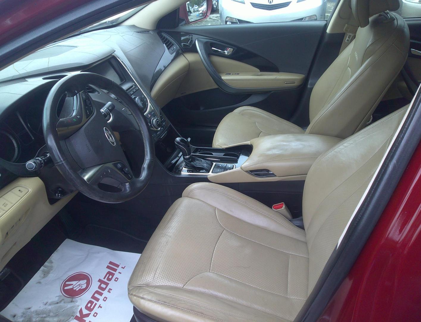 2012 RED HYUNDAI AZERA GLS; LIMITED (KMHFH4JG1CA) , located at 390 Hansen Avenue, Orange Park, FL, 32065, (904) 276-7933, 30.130497, -81.787529 - Photo#4