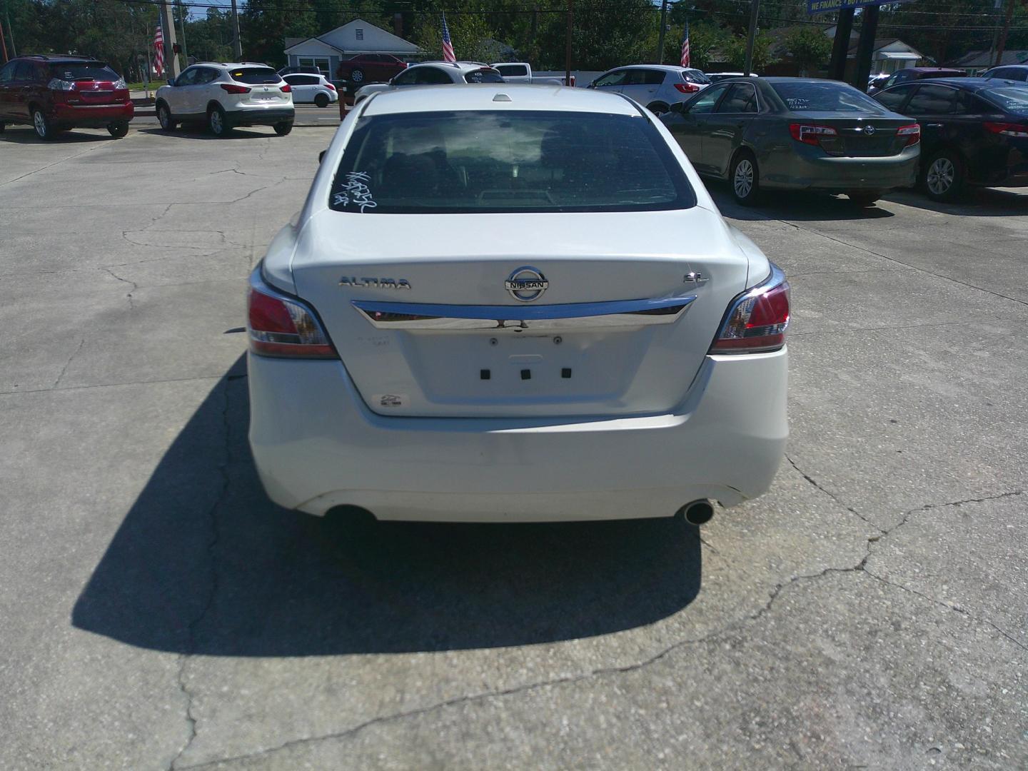 2015 WHITE NISSAN ALTIMA (1N4AL3AP7FC) , located at 390 Hansen Avenue, Orange Park, FL, 32065, (904) 276-7933, 30.130497, -81.787529- Photo#3