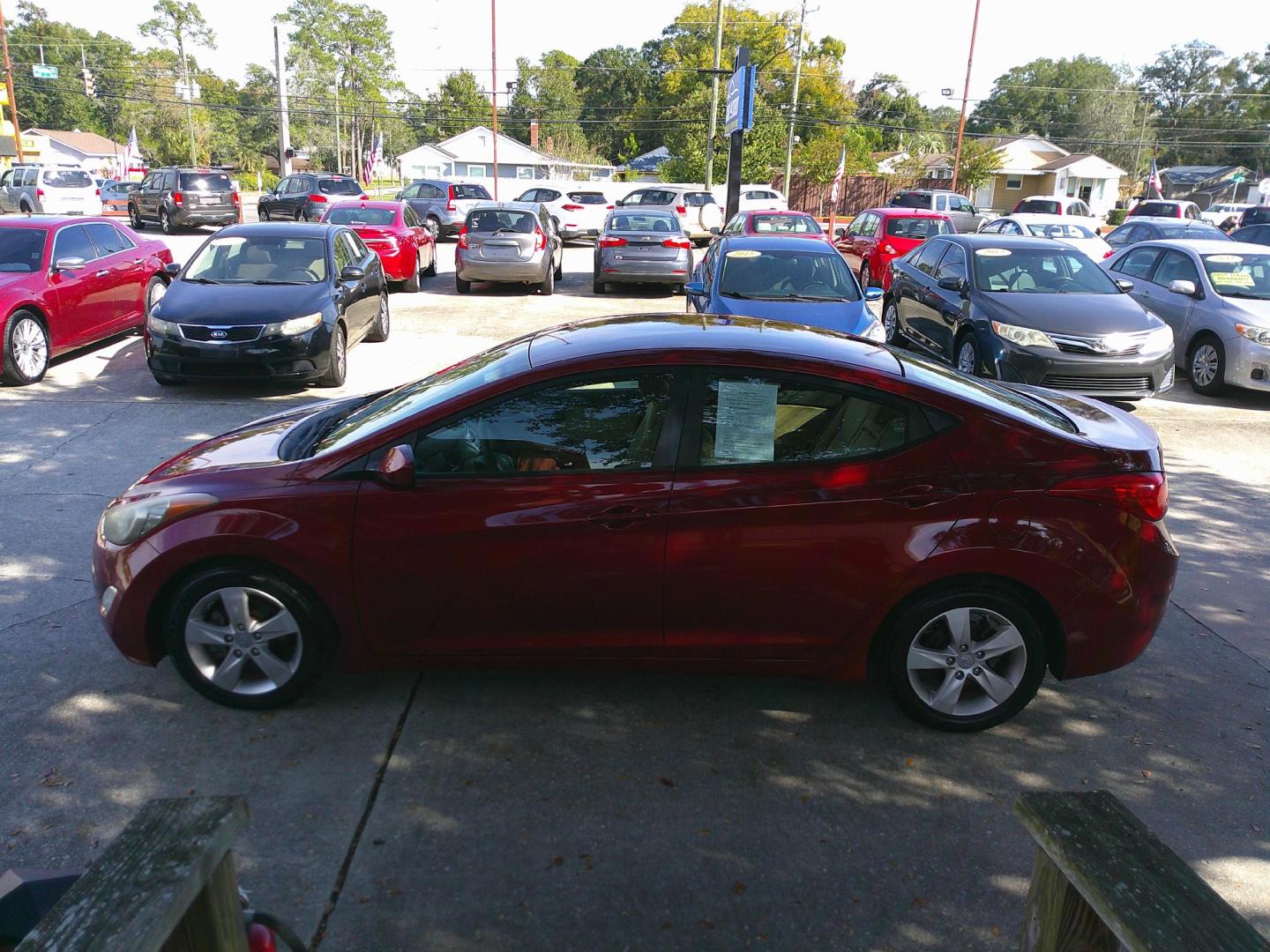 2013 RED HYUNDAI ELANTRA GLS; LIMITED (5NPDH4AE0DH) , located at 1200 Cassat Avenue, Jacksonville, FL, 32205, (904) 695-1885, 30.302404, -81.731033 - Photo#1