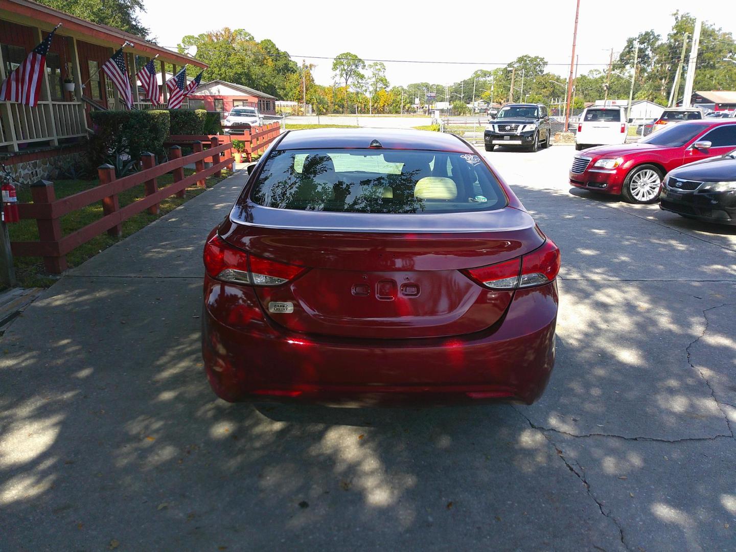 2013 RED HYUNDAI ELANTRA GLS; LIMITED (5NPDH4AE0DH) , located at 1200 Cassat Avenue, Jacksonville, FL, 32205, (904) 695-1885, 30.302404, -81.731033 - Photo#3