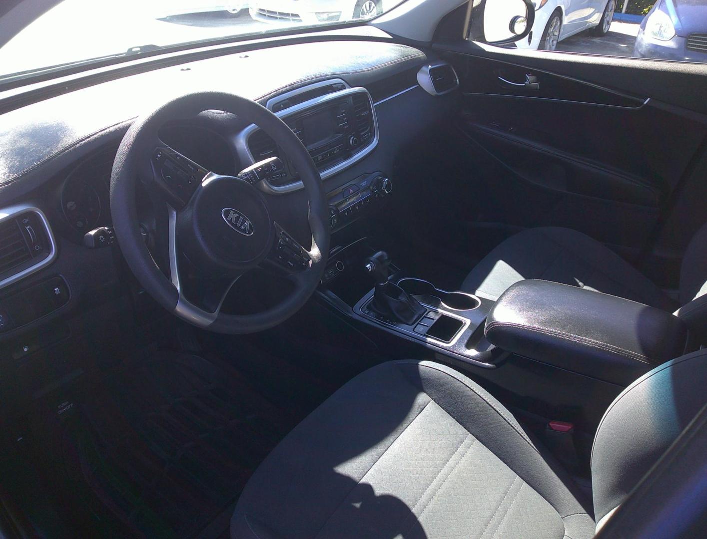 2018 GRAY KIA SORENTO LX; L (5XYPG4A3XJG) , located at 390 Hansen Avenue, Orange Park, FL, 32065, (904) 276-7933, 30.130497, -81.787529 - Photo#2