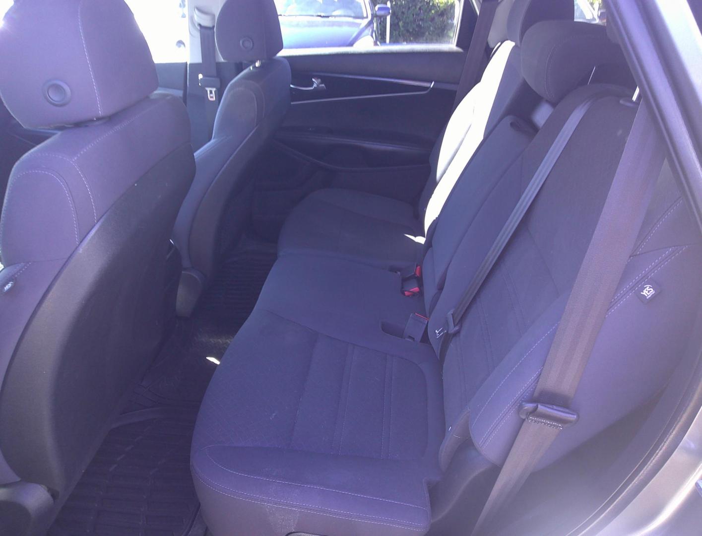 2018 GRAY KIA SORENTO LX; L (5XYPG4A3XJG) , located at 390 Hansen Avenue, Orange Park, FL, 32065, (904) 276-7933, 30.130497, -81.787529 - Photo#3