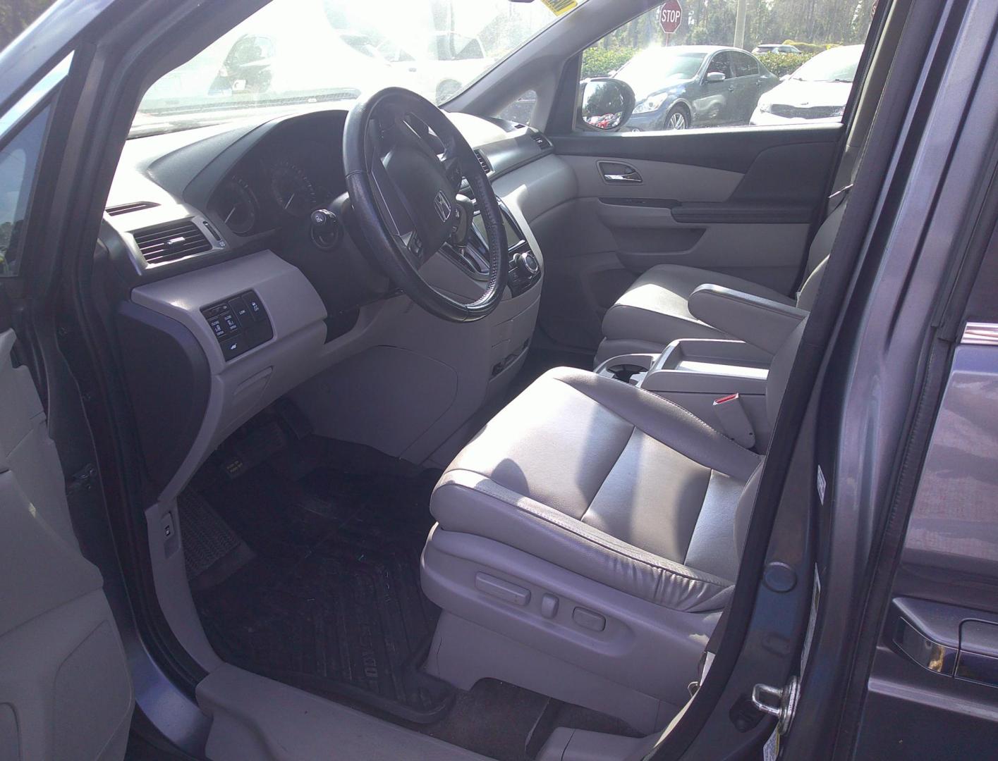 2014 SILVER HONDA ODYSSEY EX-L (5FNRL5H61EB) , located at 390 Hansen Avenue, Orange Park, FL, 32065, (904) 276-7933, 30.130497, -81.787529 - Photo#1