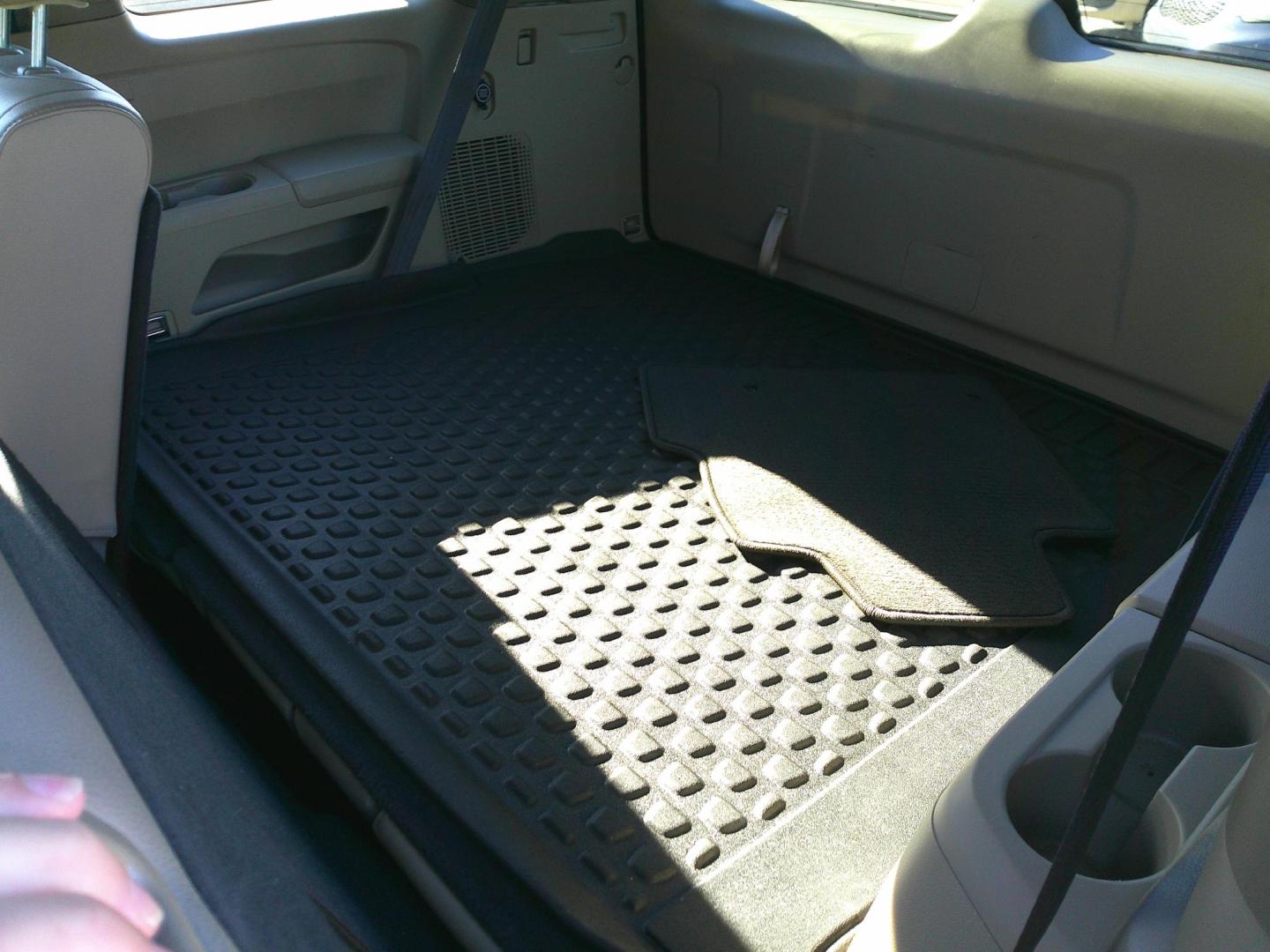 2012 BROWN HONDA PILOT TOURING-RES (5FNYF3H93CB) , located at 1200 Cassat Avenue, Jacksonville, FL, 32205, (904) 695-1885, 30.302404, -81.731033 - Photo#4