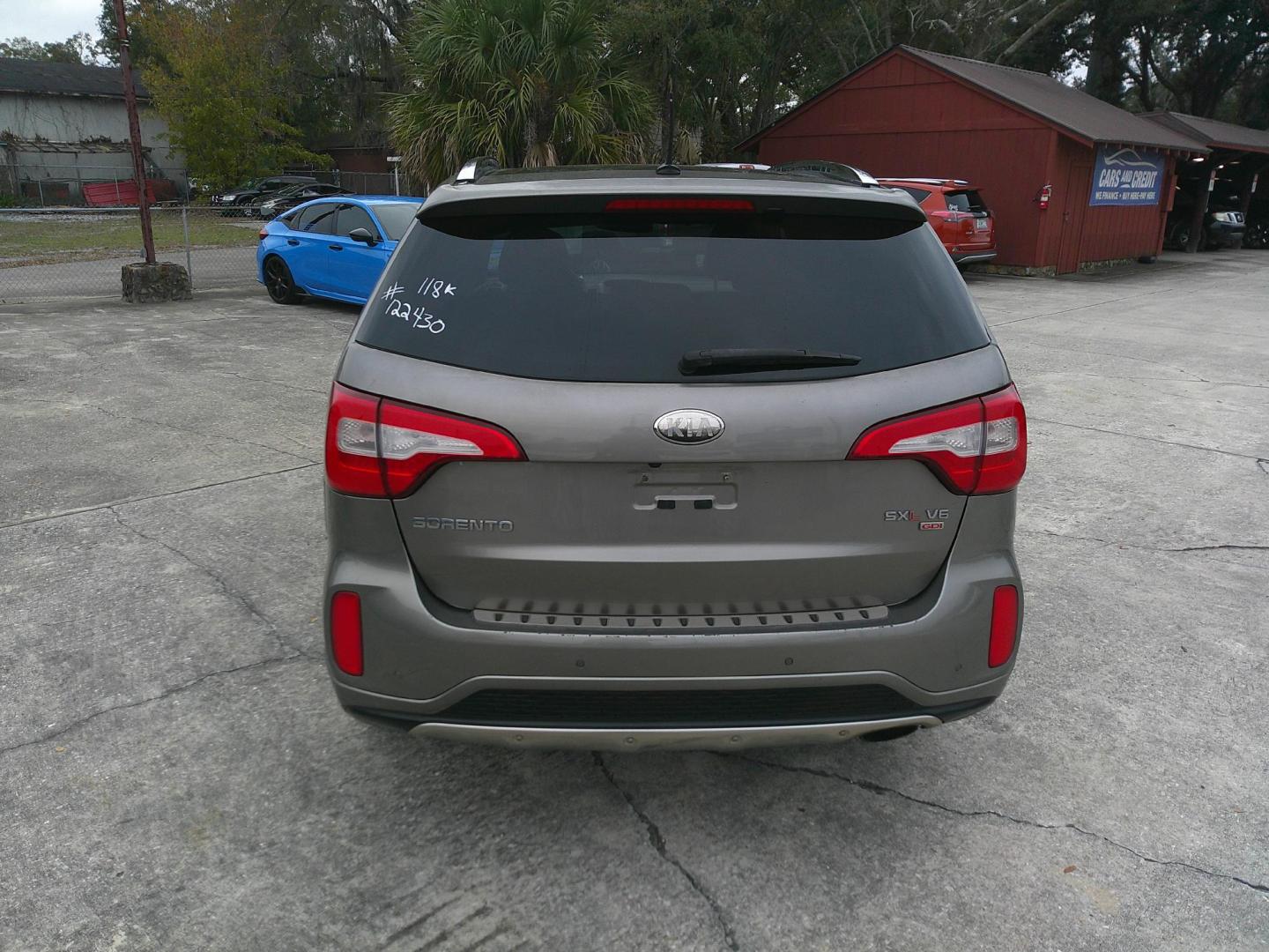 2014 TAN KIA SORENTO LIMITED; SX (5XYKW4A72EG) , located at 1200 Cassat Avenue, Jacksonville, FL, 32205, (904) 695-1885, 30.302404, -81.731033 - Photo#3