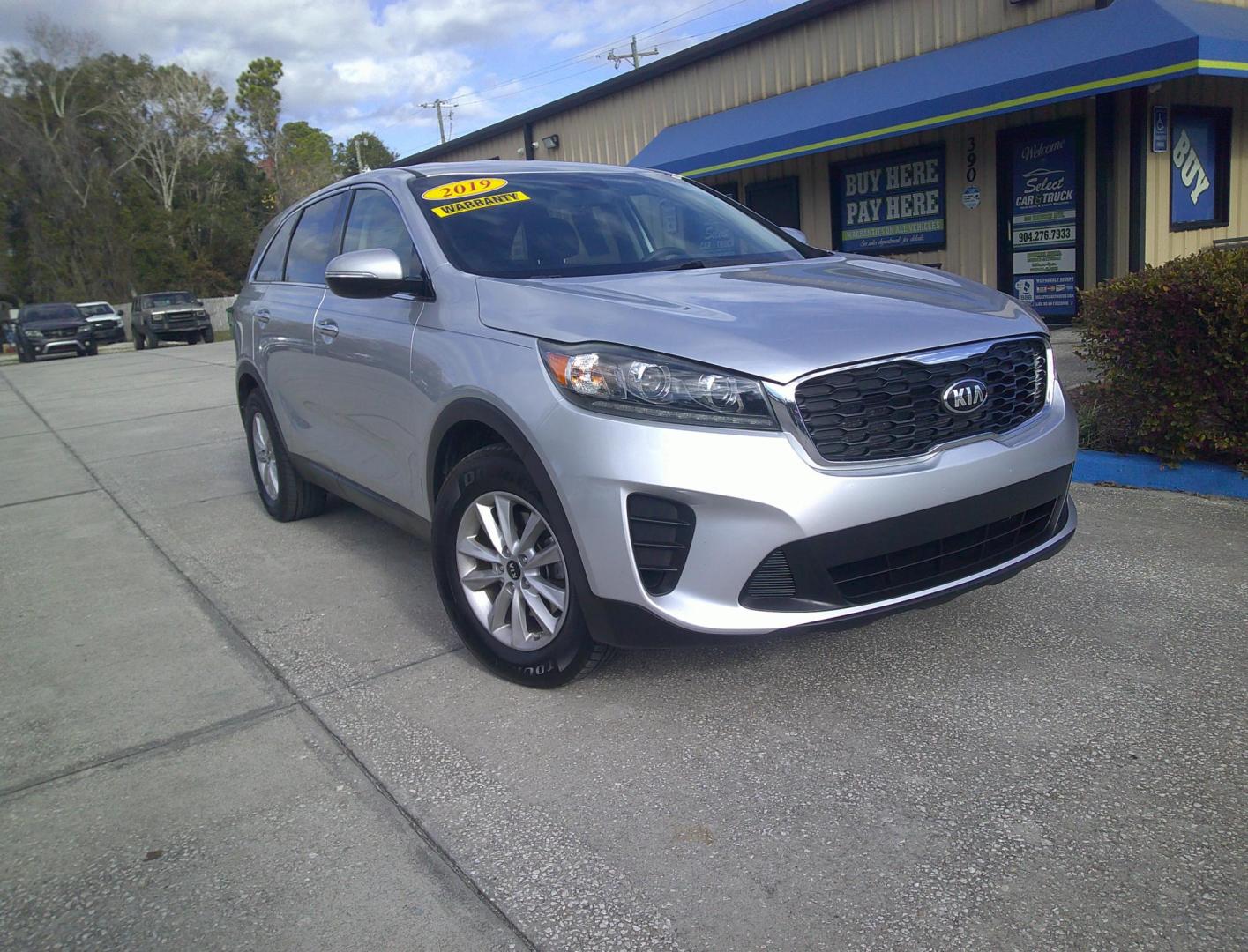 2019 SILVER KIA SORENTO LX; L (5XYPG4A32KG) , located at 390 Hansen Avenue, Orange Park, FL, 32065, (904) 276-7933, 30.130497, -81.787529 - Photo#0