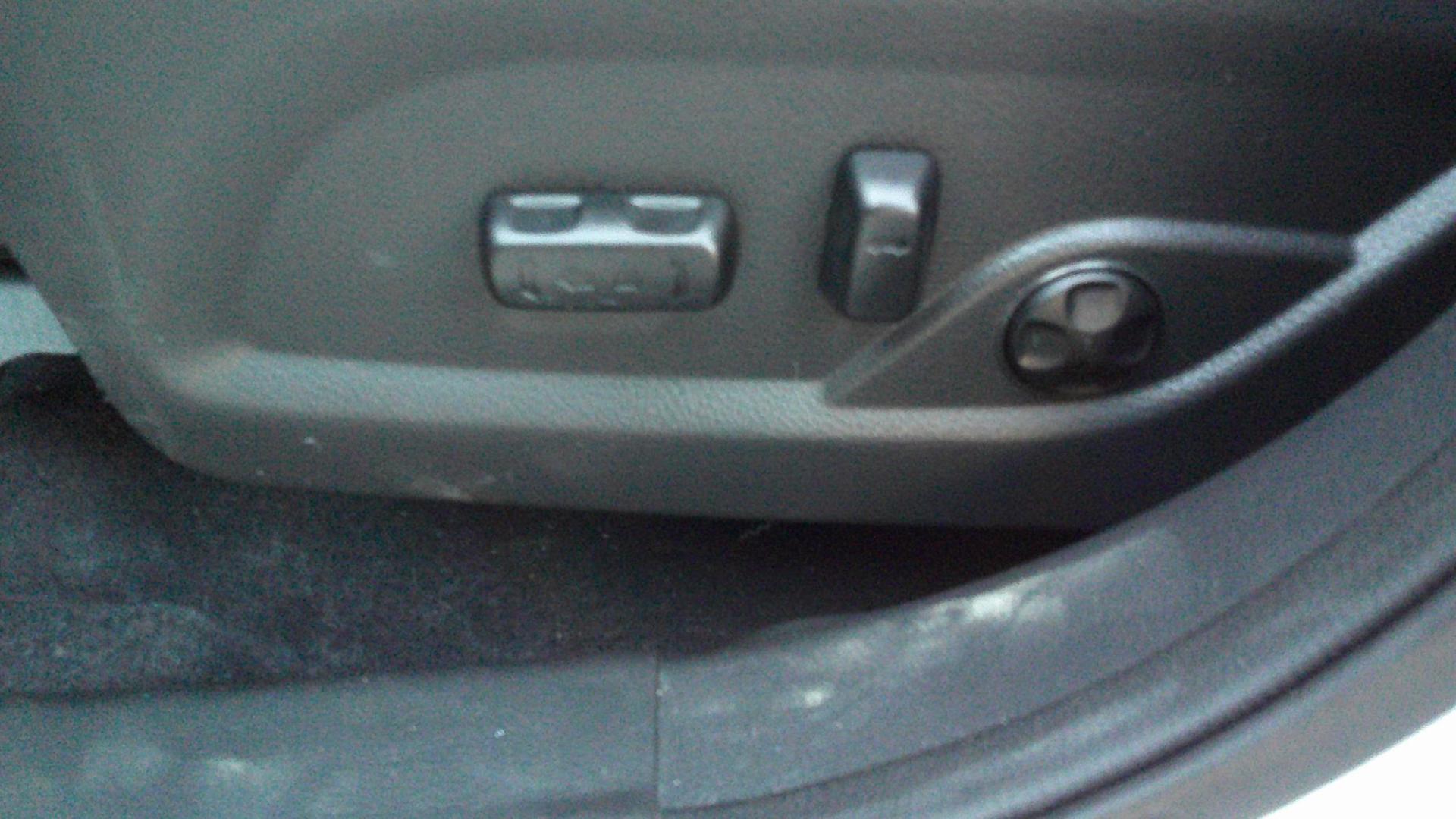 2014 SILVER HYUNDAI SANTA FE SPORT BASE (5XYZUDLB9EG) , located at 390 Hansen Avenue, Orange Park, FL, 32065, (904) 276-7933, 30.130497, -81.787529 - Photo#8