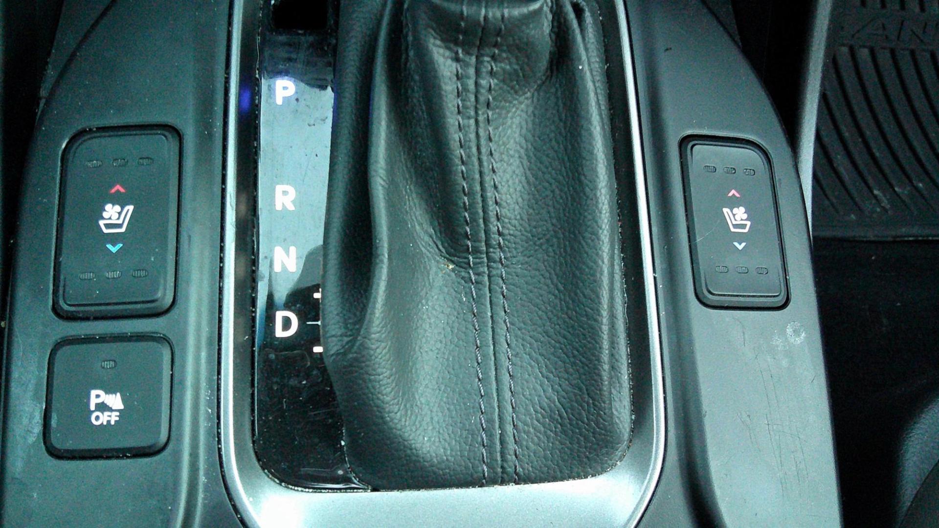 2014 SILVER HYUNDAI SANTA FE SPORT BASE (5XYZUDLB9EG) , located at 390 Hansen Avenue, Orange Park, FL, 32065, (904) 276-7933, 30.130497, -81.787529 - Photo#9